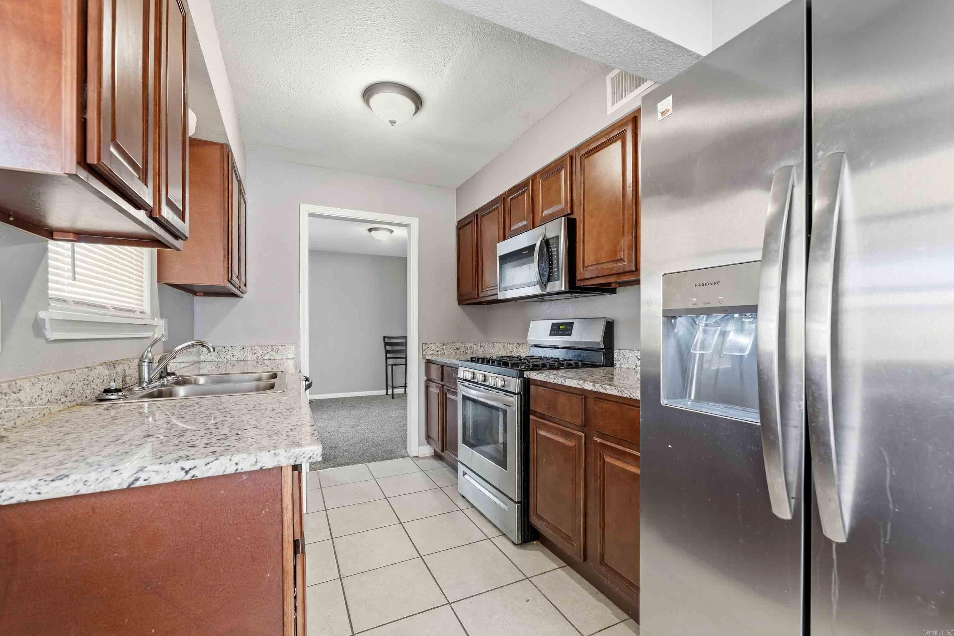 WALNUT VALLEY - Residential