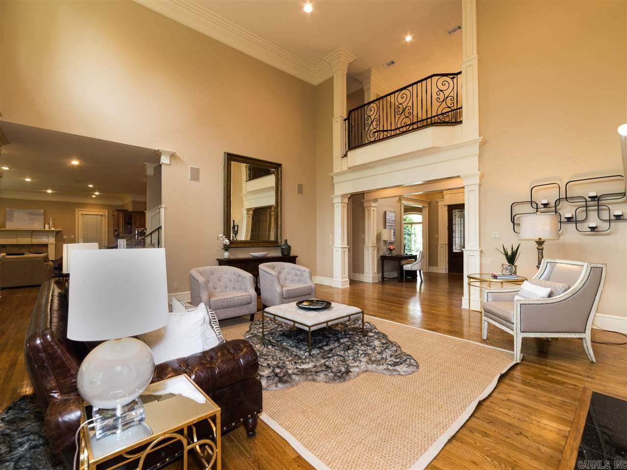 CHENAL VALLEY SOLOGNE CIRCLE - Residential