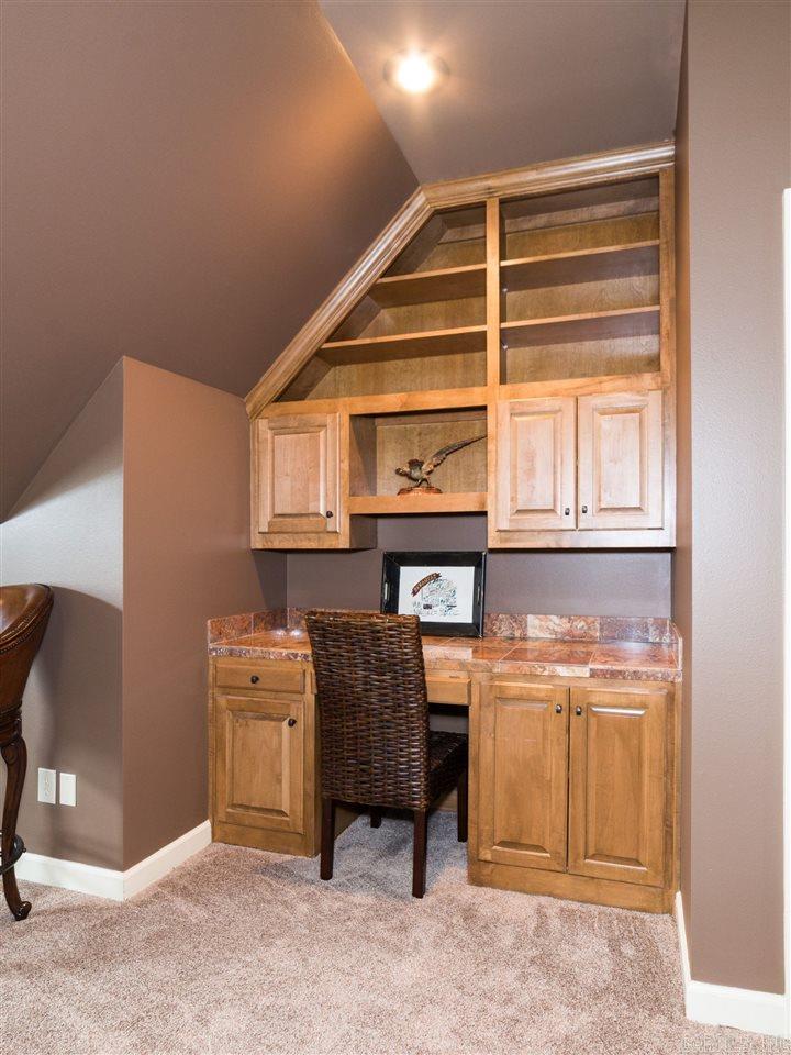 CHENAL VALLEY SOLOGNE CIRCLE - Residential