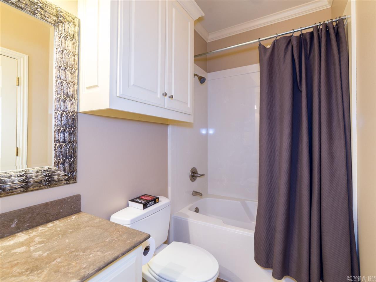 CHENAL VALLEY SOLOGNE CIRCLE - Residential