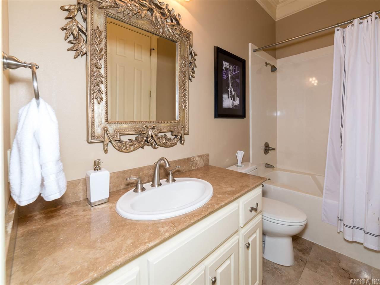 CHENAL VALLEY SOLOGNE CIRCLE - Residential