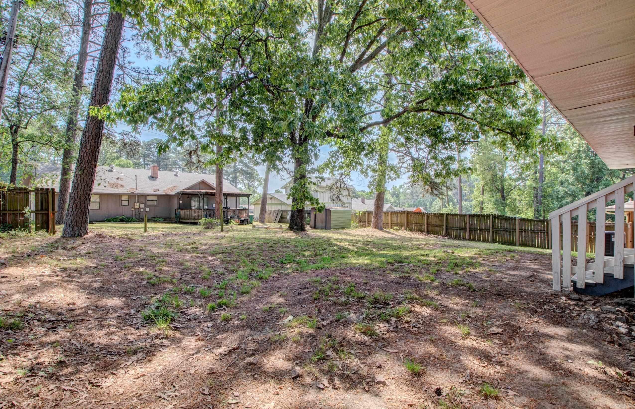 TWIN LAKES - Residential