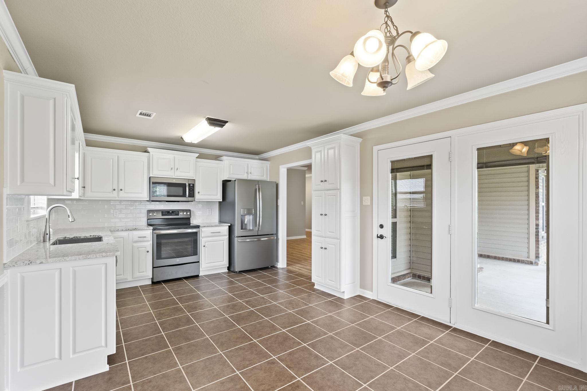 Cross Creek - Residential Lease