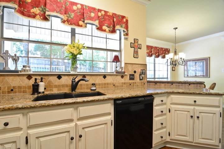 CHENAL VALLEY DUQUESNE COMMUNITY - Residential