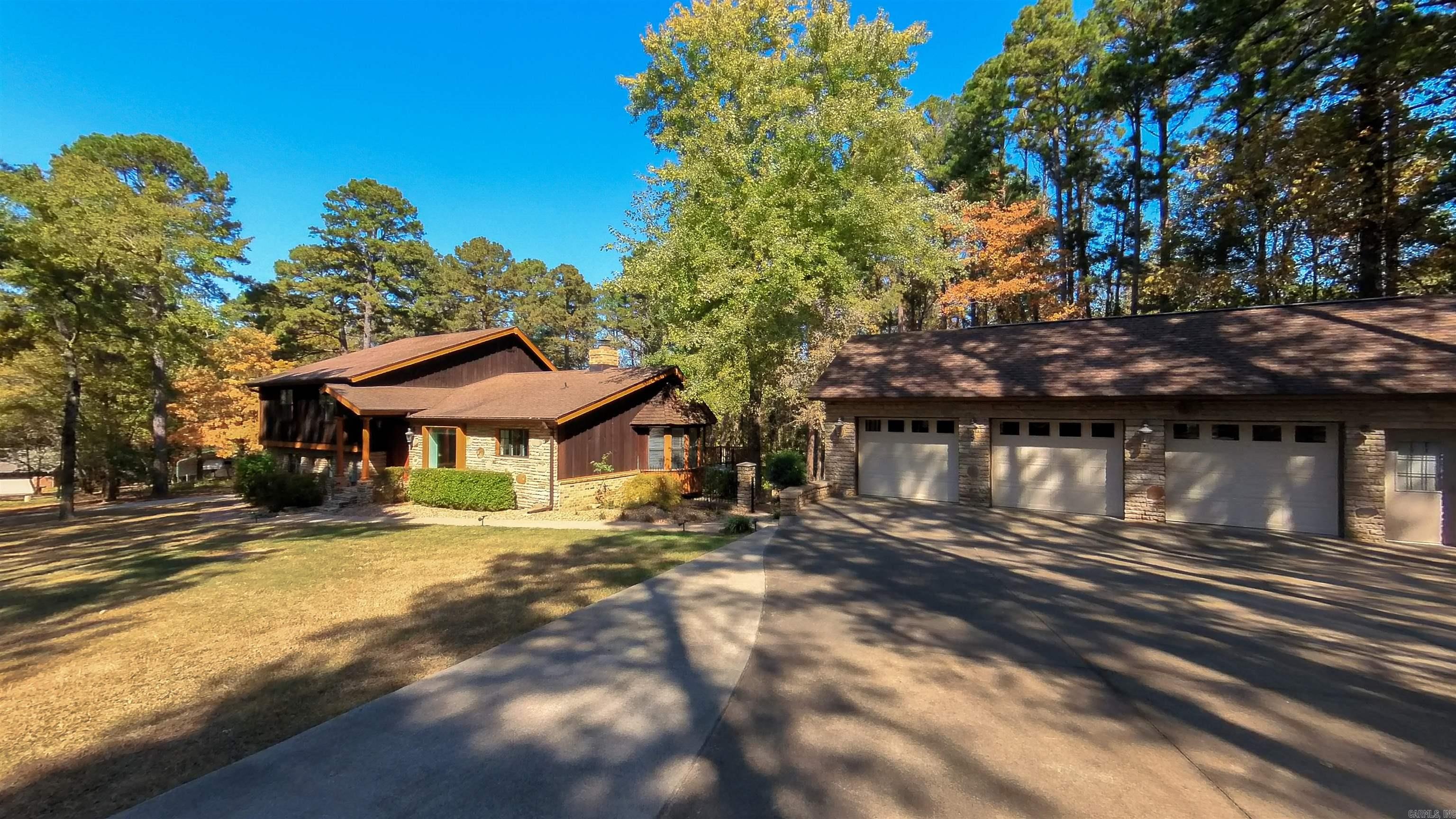 PINE CREST ESTATES - Residential