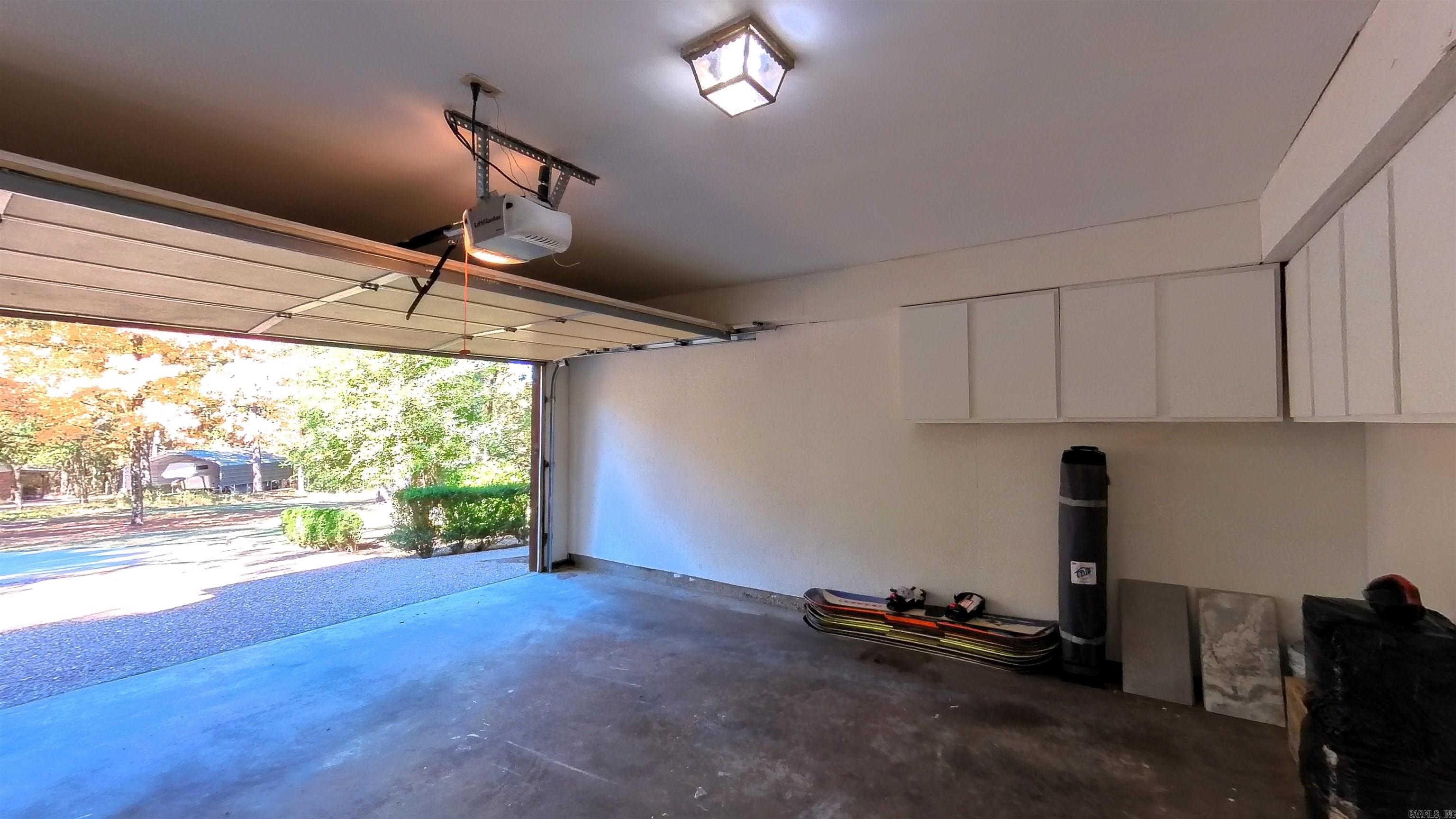 PINE CREST ESTATES - Residential