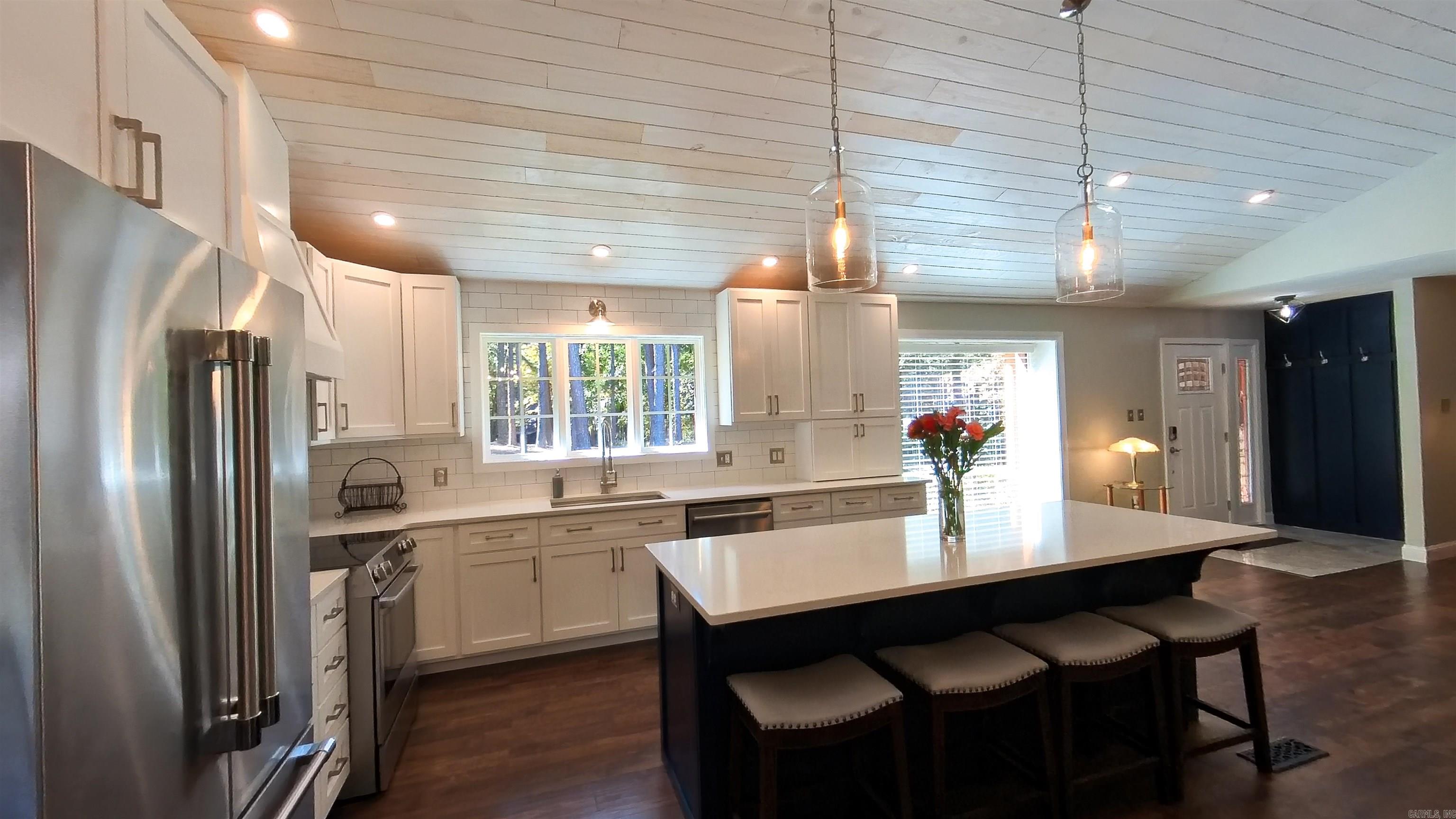 PINE CREST ESTATES - Residential