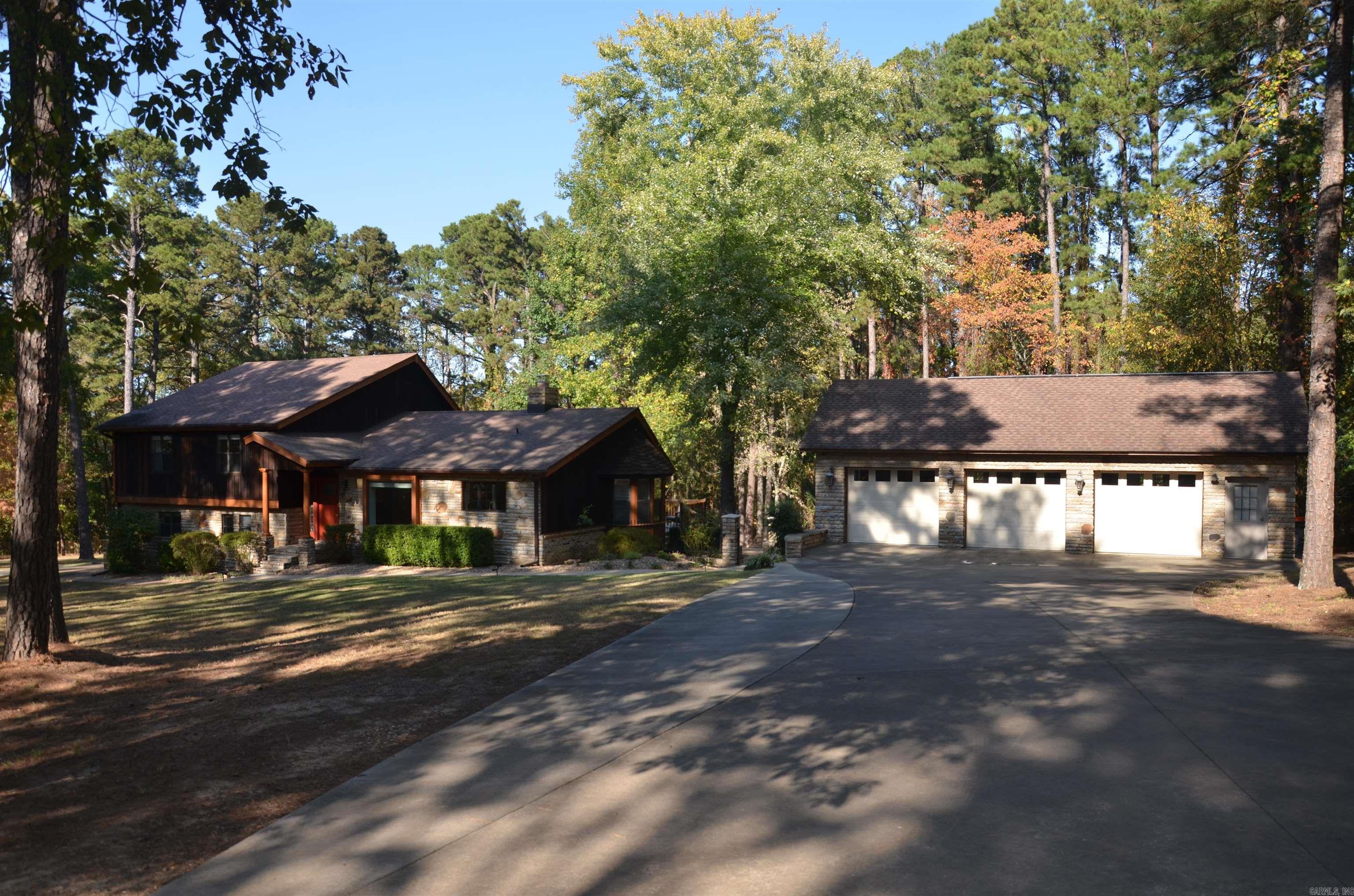 PINE CREST ESTATES - Residential