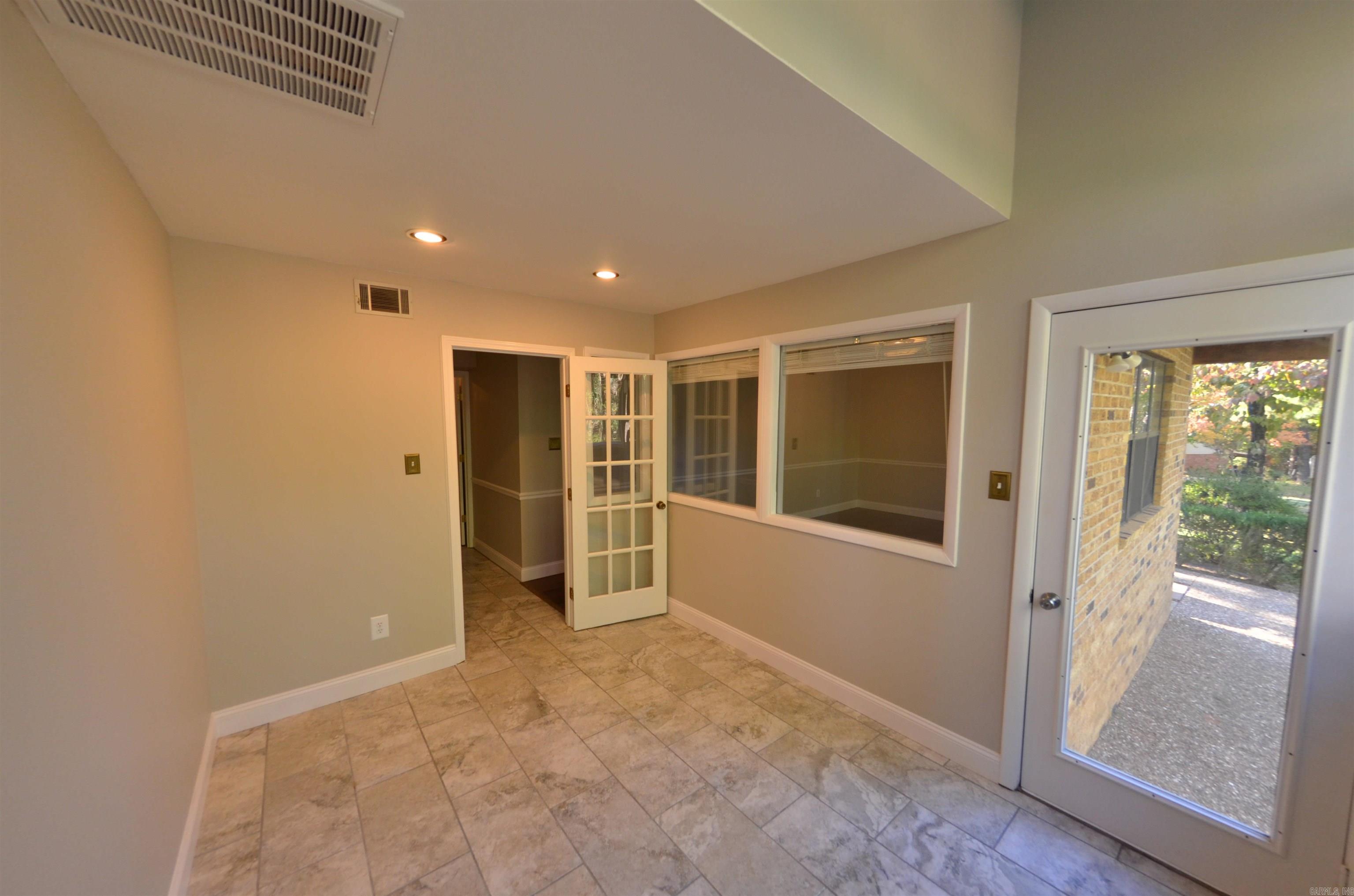 PINE CREST ESTATES - Residential