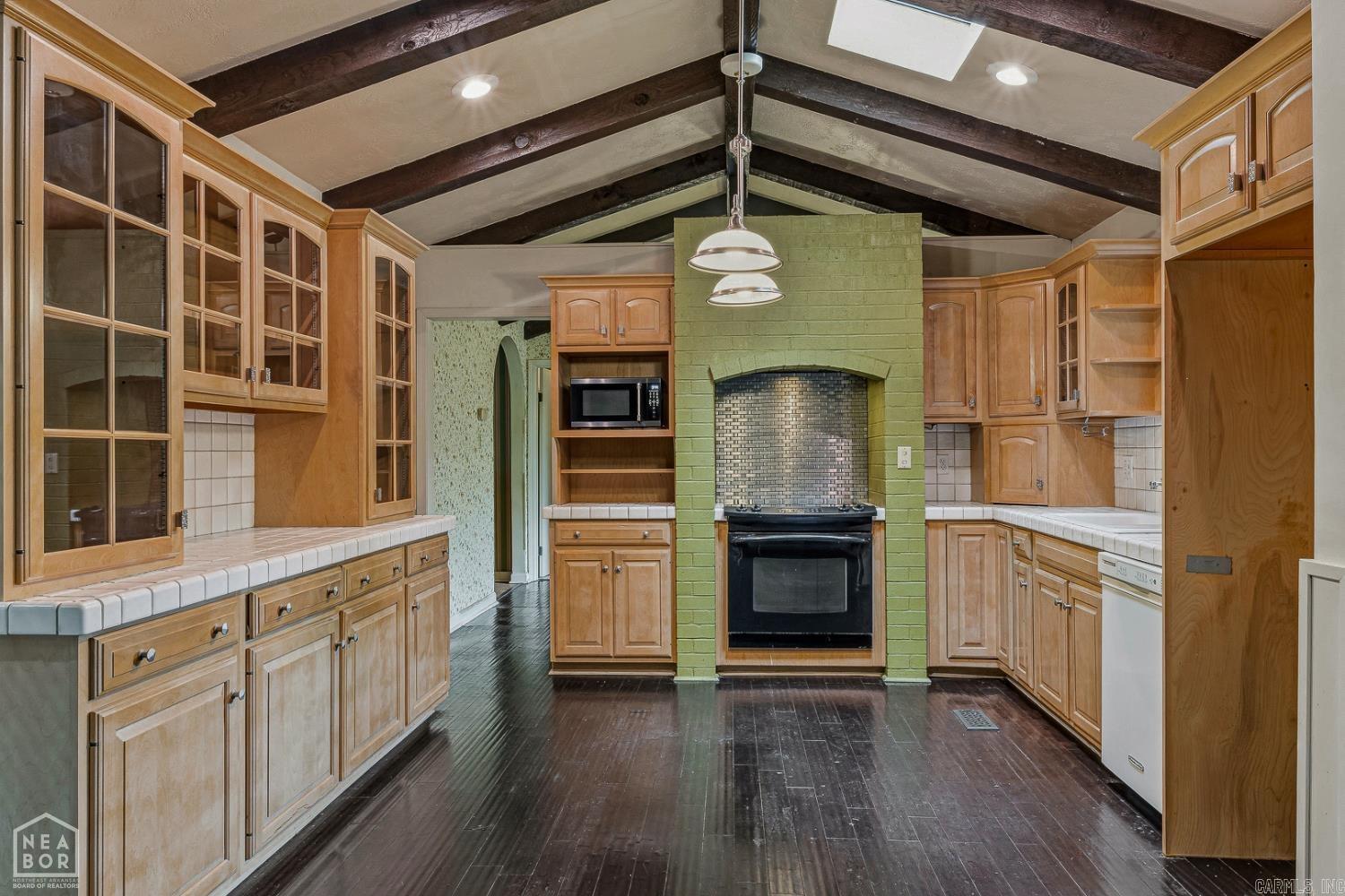 Parkers Woodland Hills - Residential