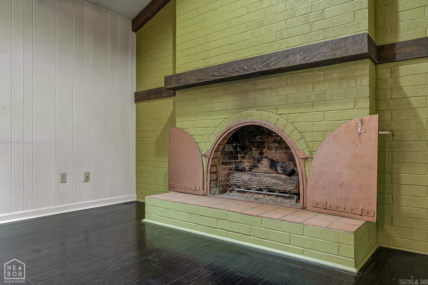 Parkers Woodland Hills - Residential