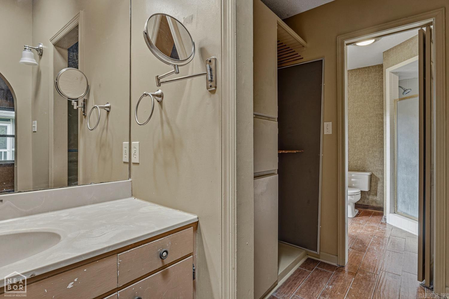 Parkers Woodland Hills - Residential