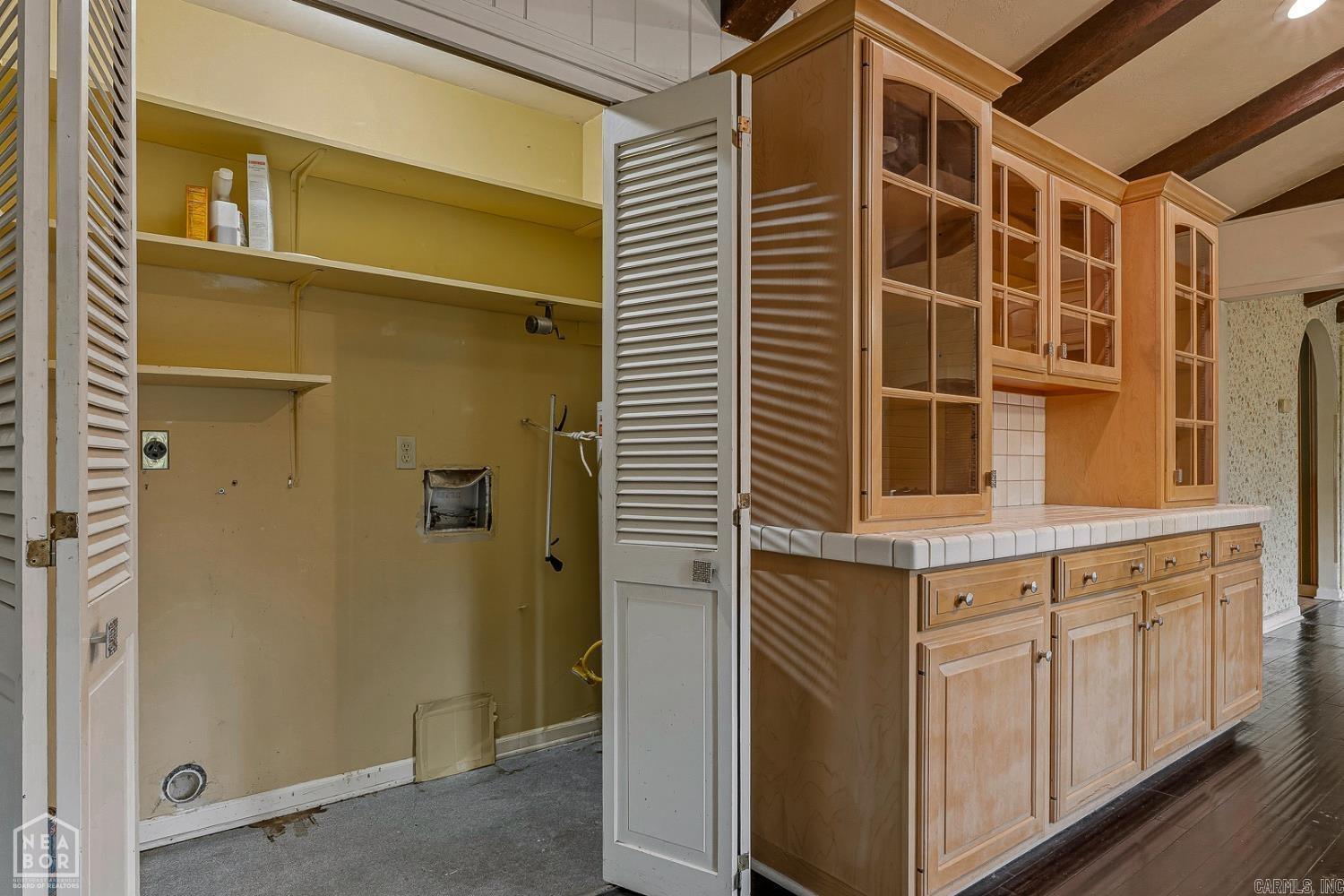 Parkers Woodland Hills - Residential