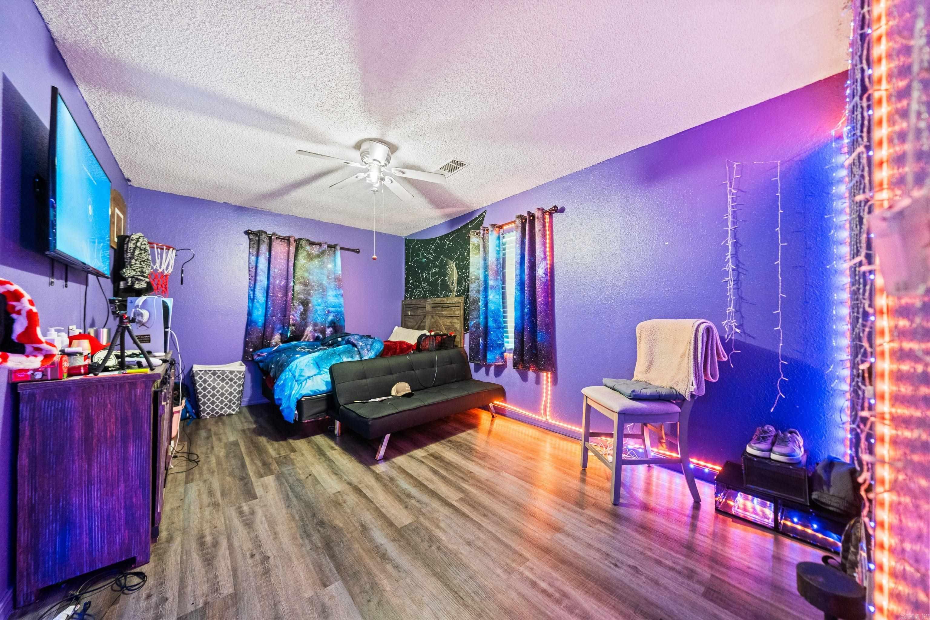 Pine Meadows 1 - Residential