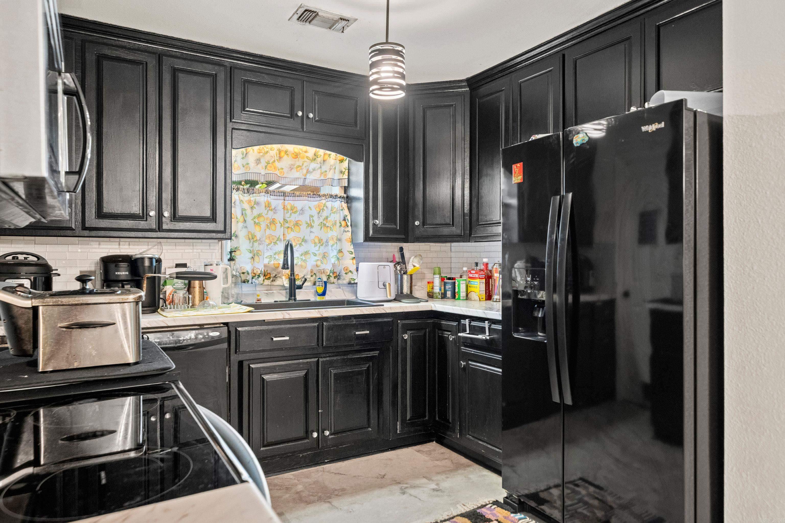 Pine Meadows 1 - Residential