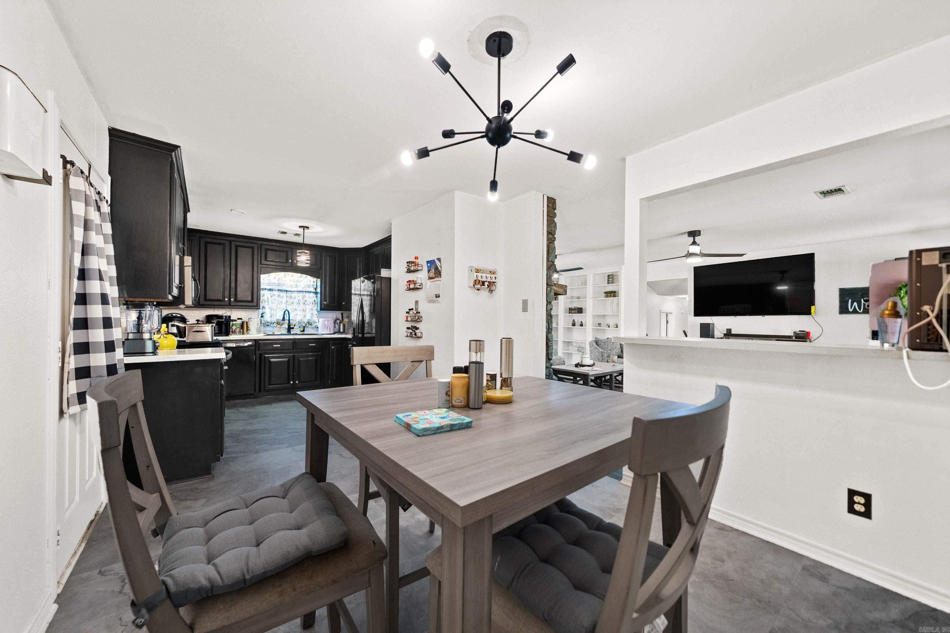 Pine Meadows 1 - Residential