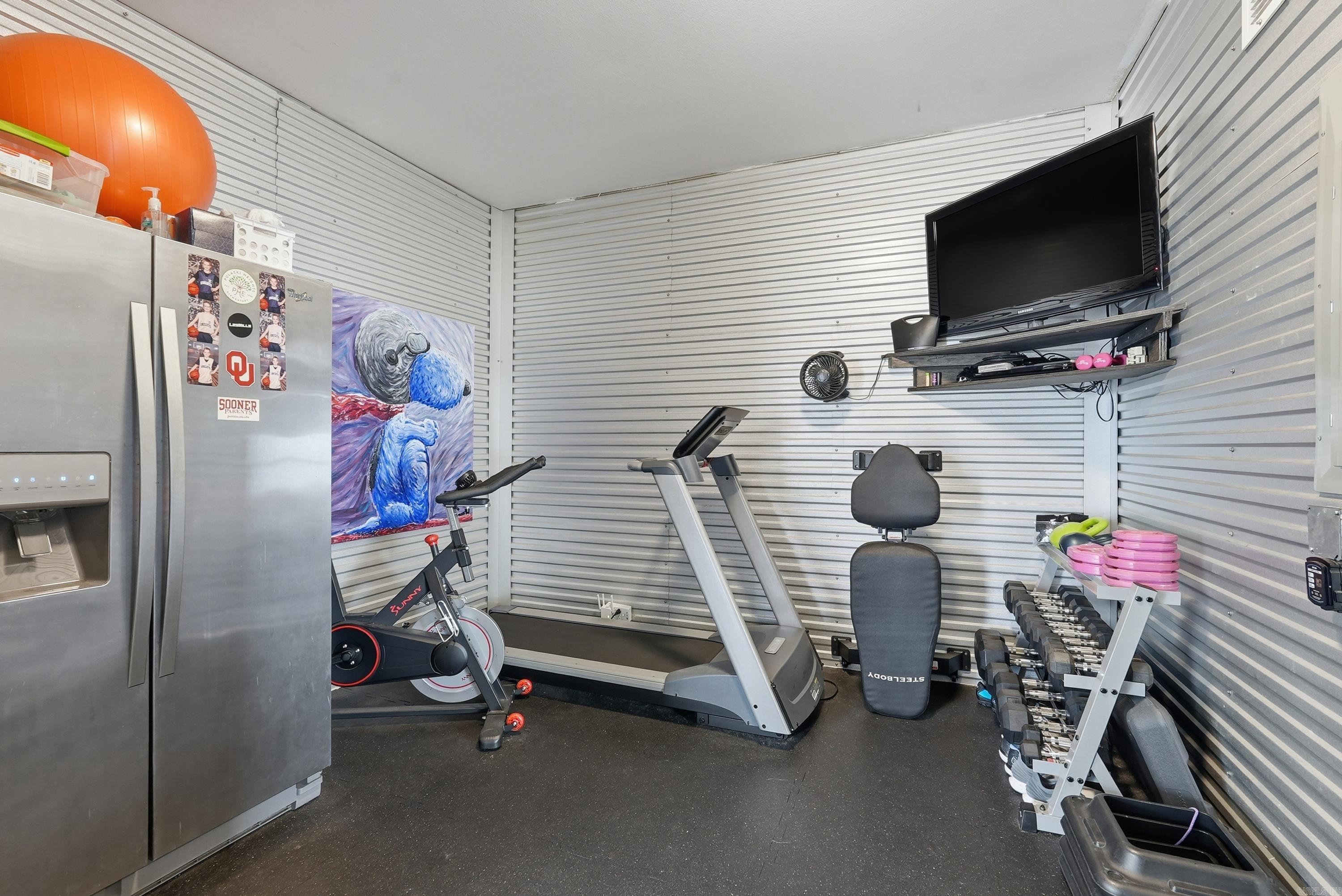 OAKWOOD MANOR - Residential