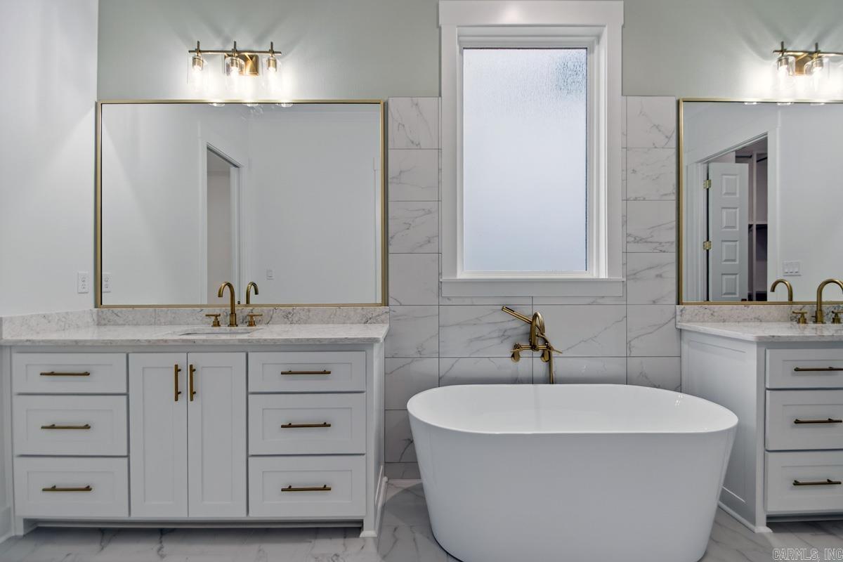 CHENAL VALLEY CALION COURT - Residential