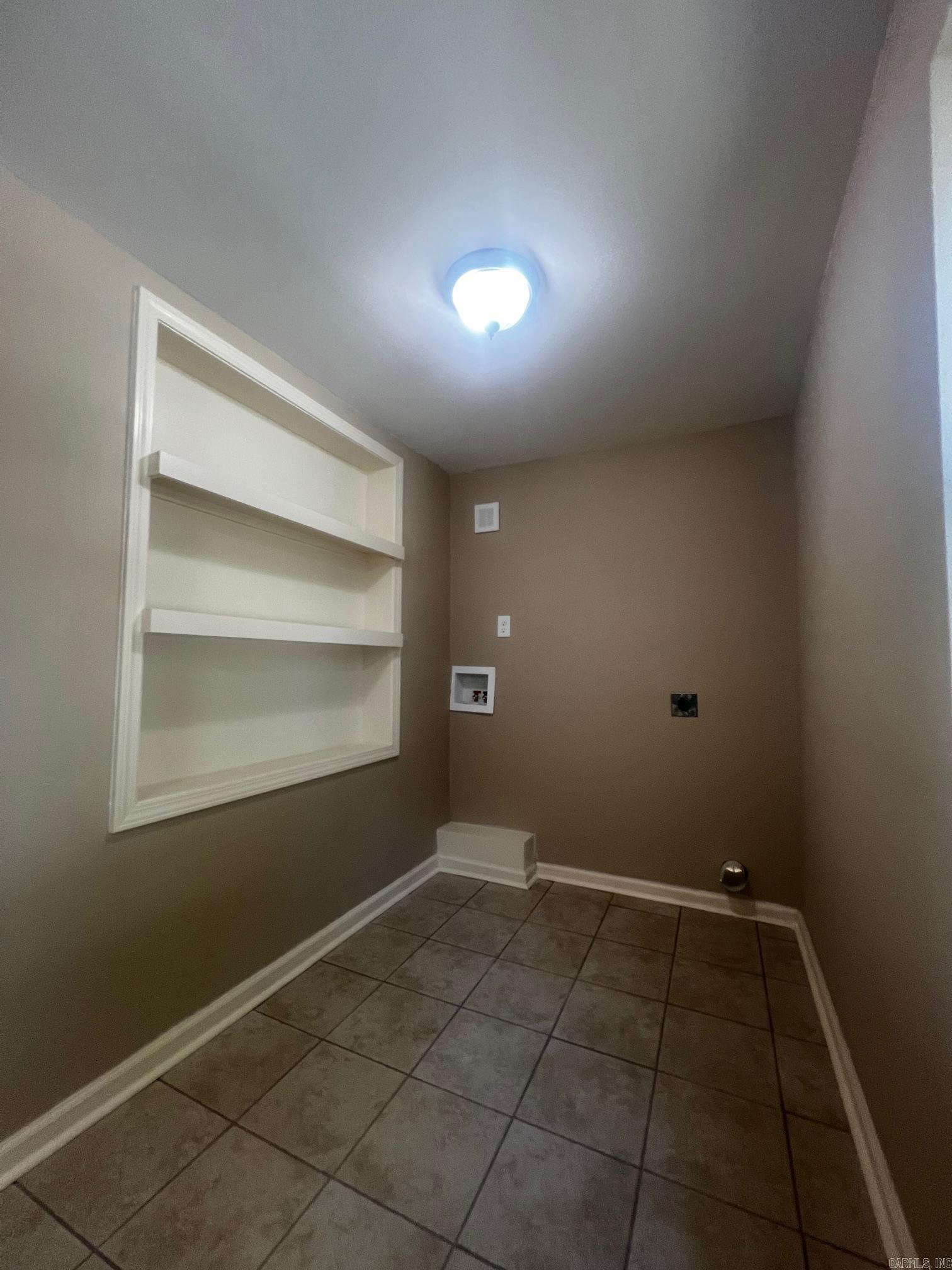 Stinnetts - Residential Lease