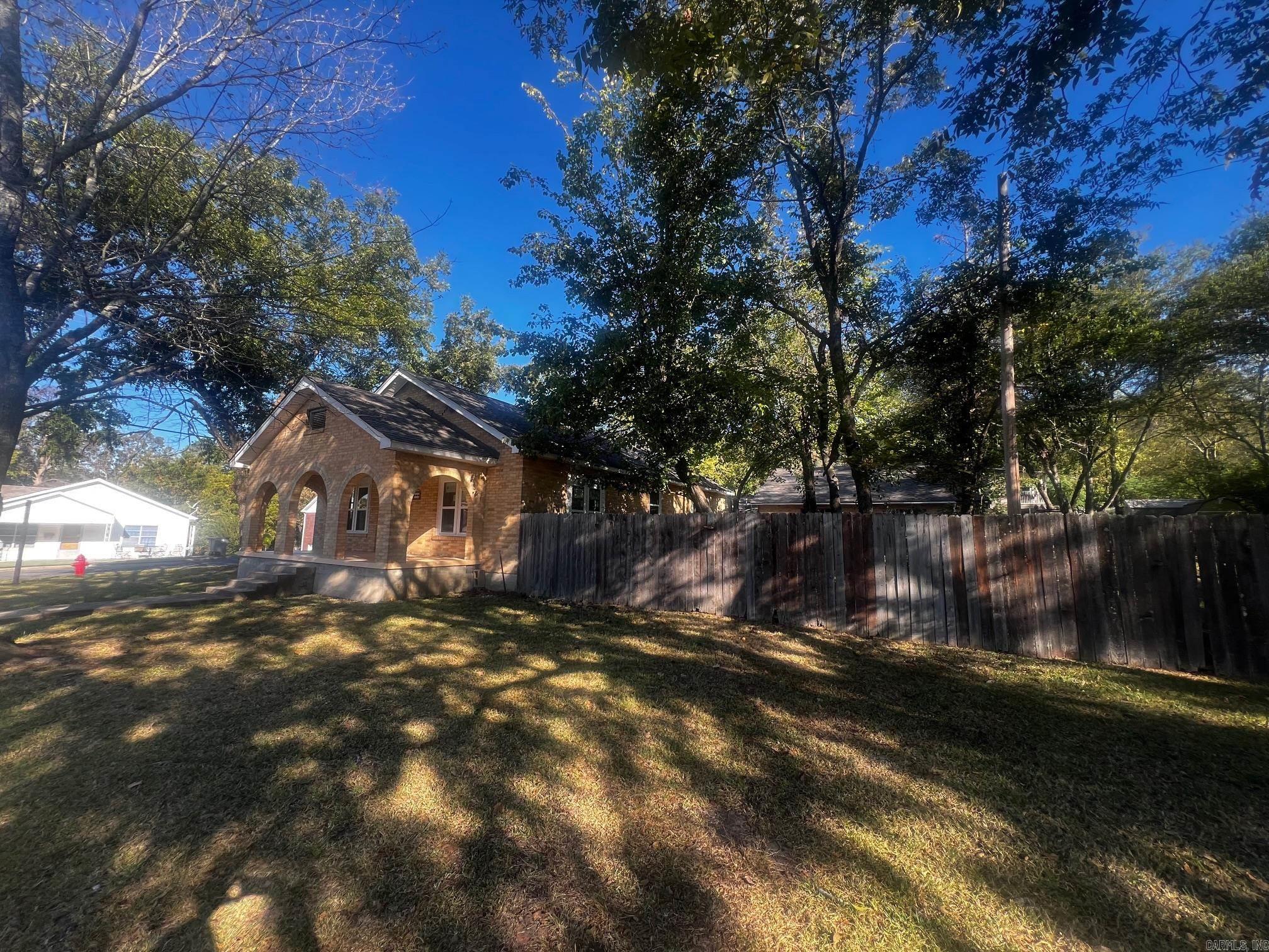 Stinnetts - Residential Lease