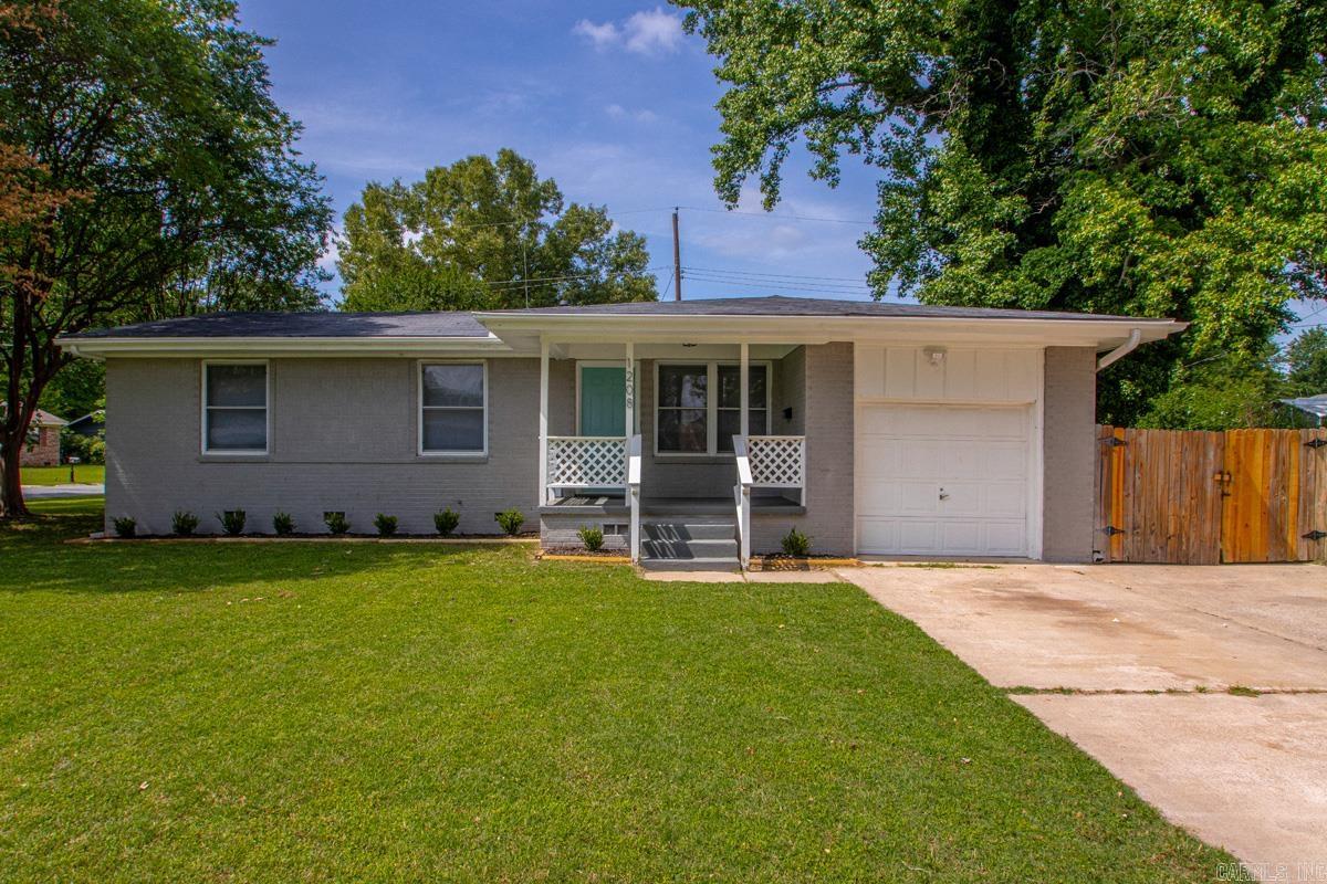 OAKHURST - Residential