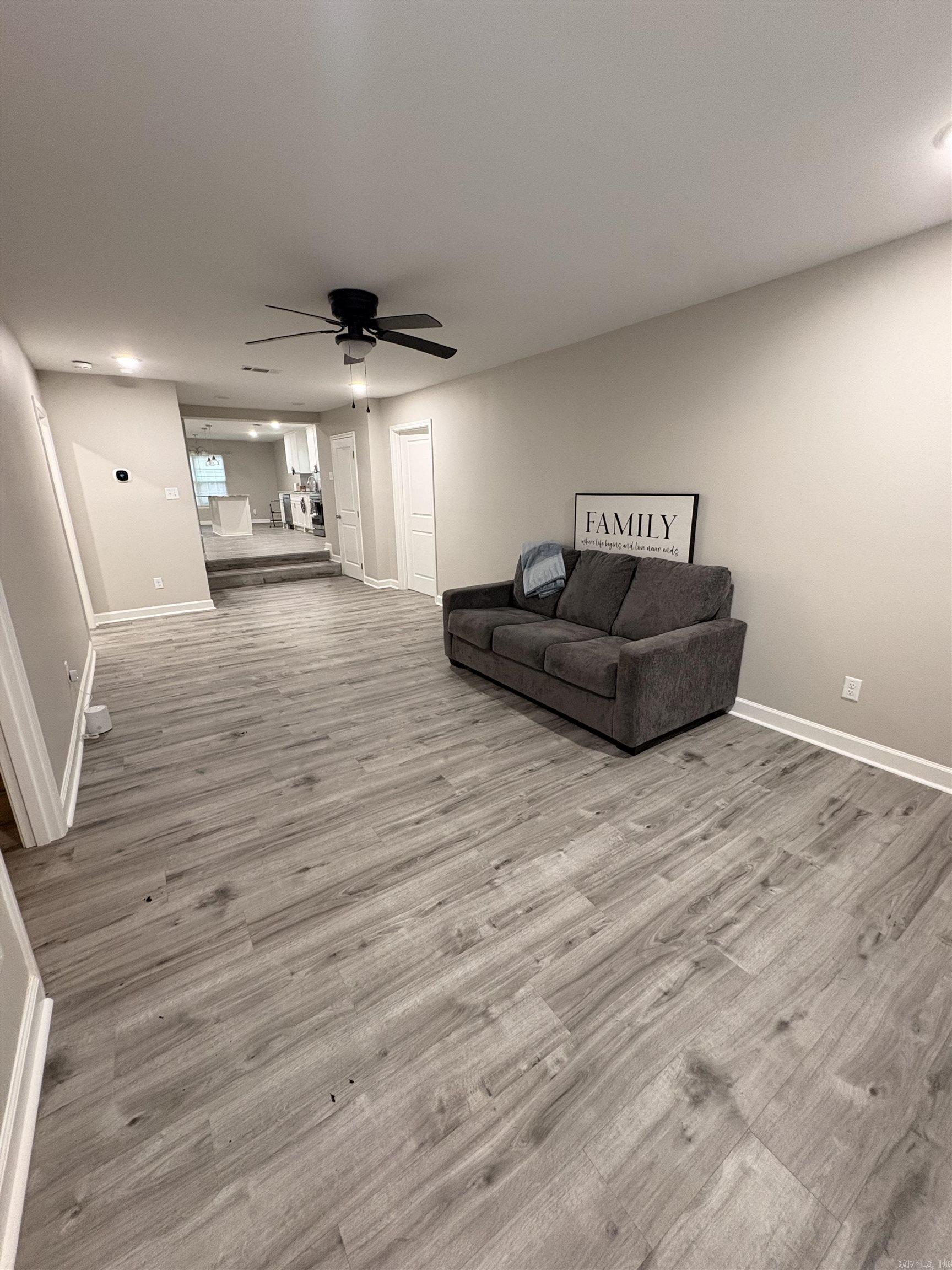 EAST CENTRAL - Residential