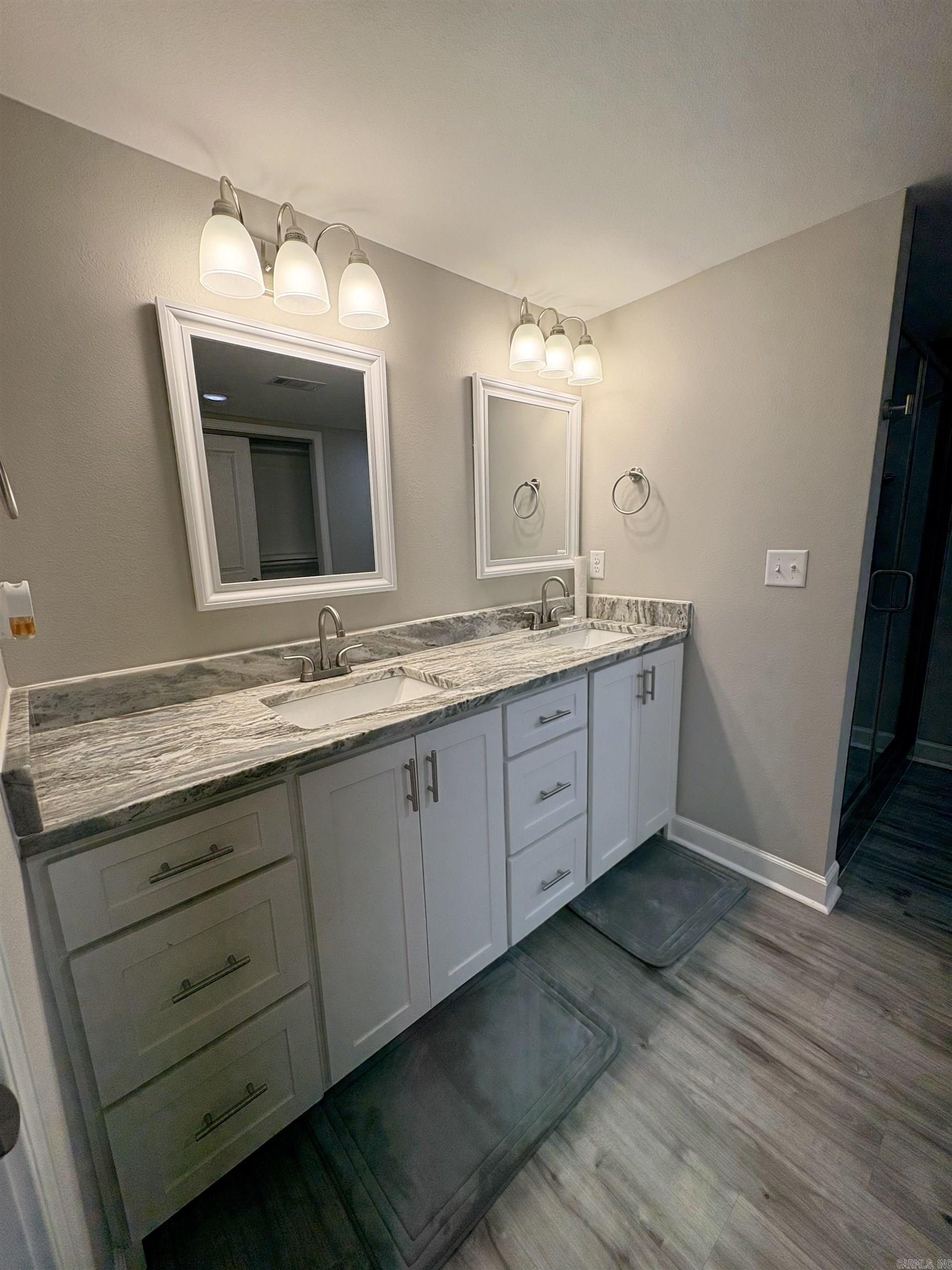 EAST CENTRAL - Residential