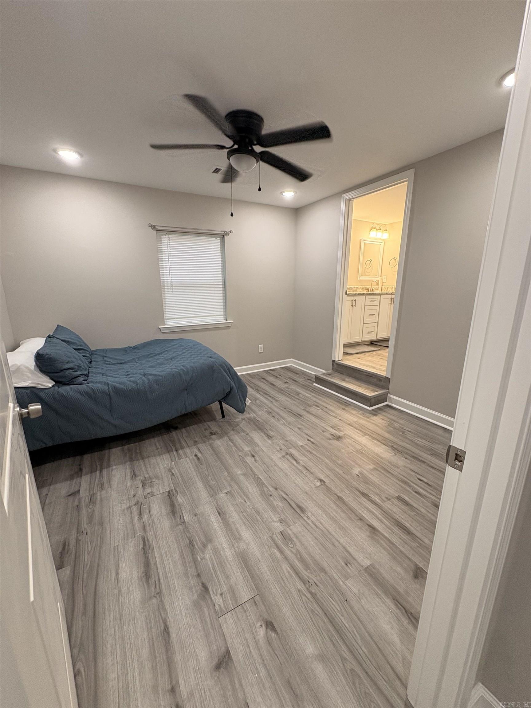 EAST CENTRAL - Residential