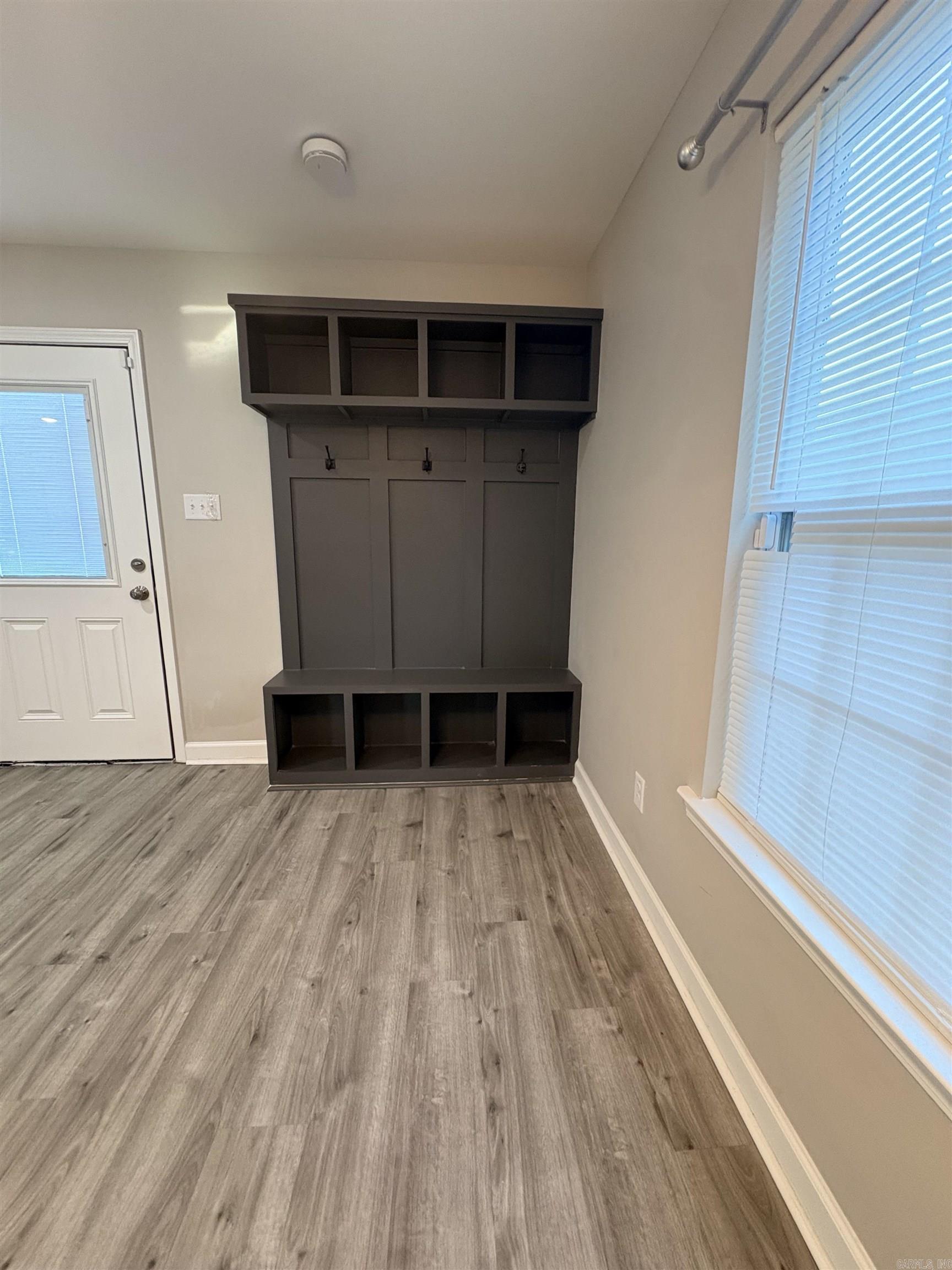 EAST CENTRAL - Residential