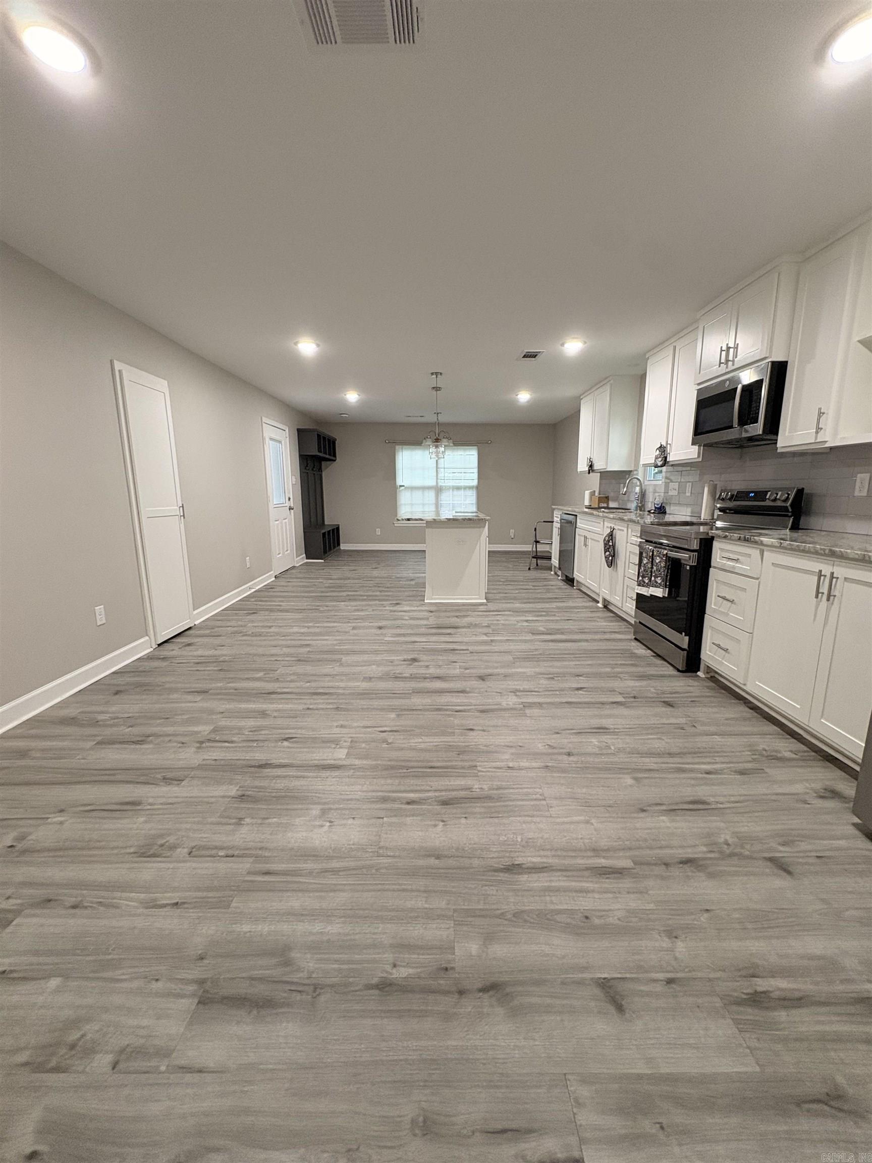 EAST CENTRAL - Residential