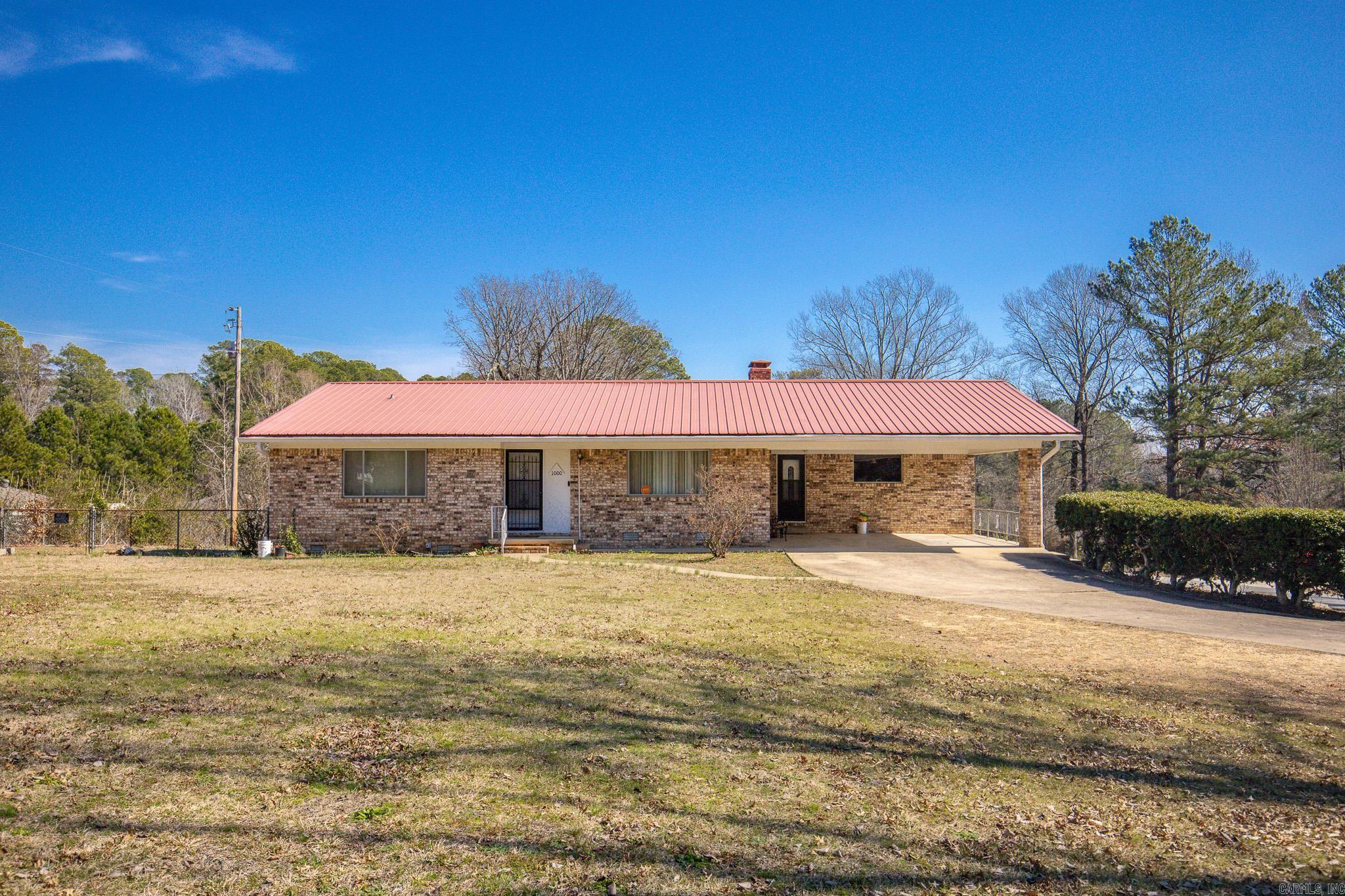 PINE GROVE - Residential