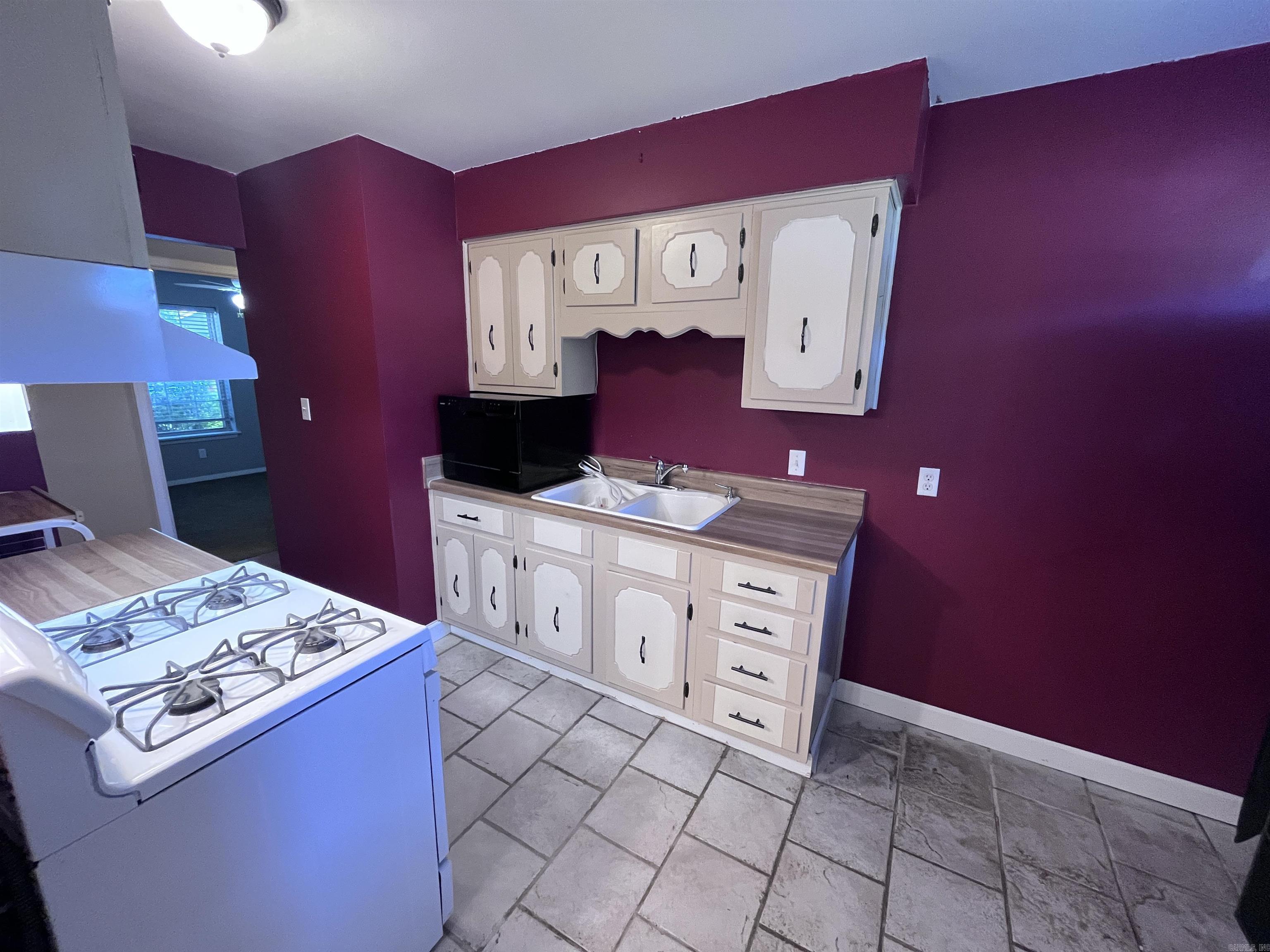 The Meadows - Residential Lease