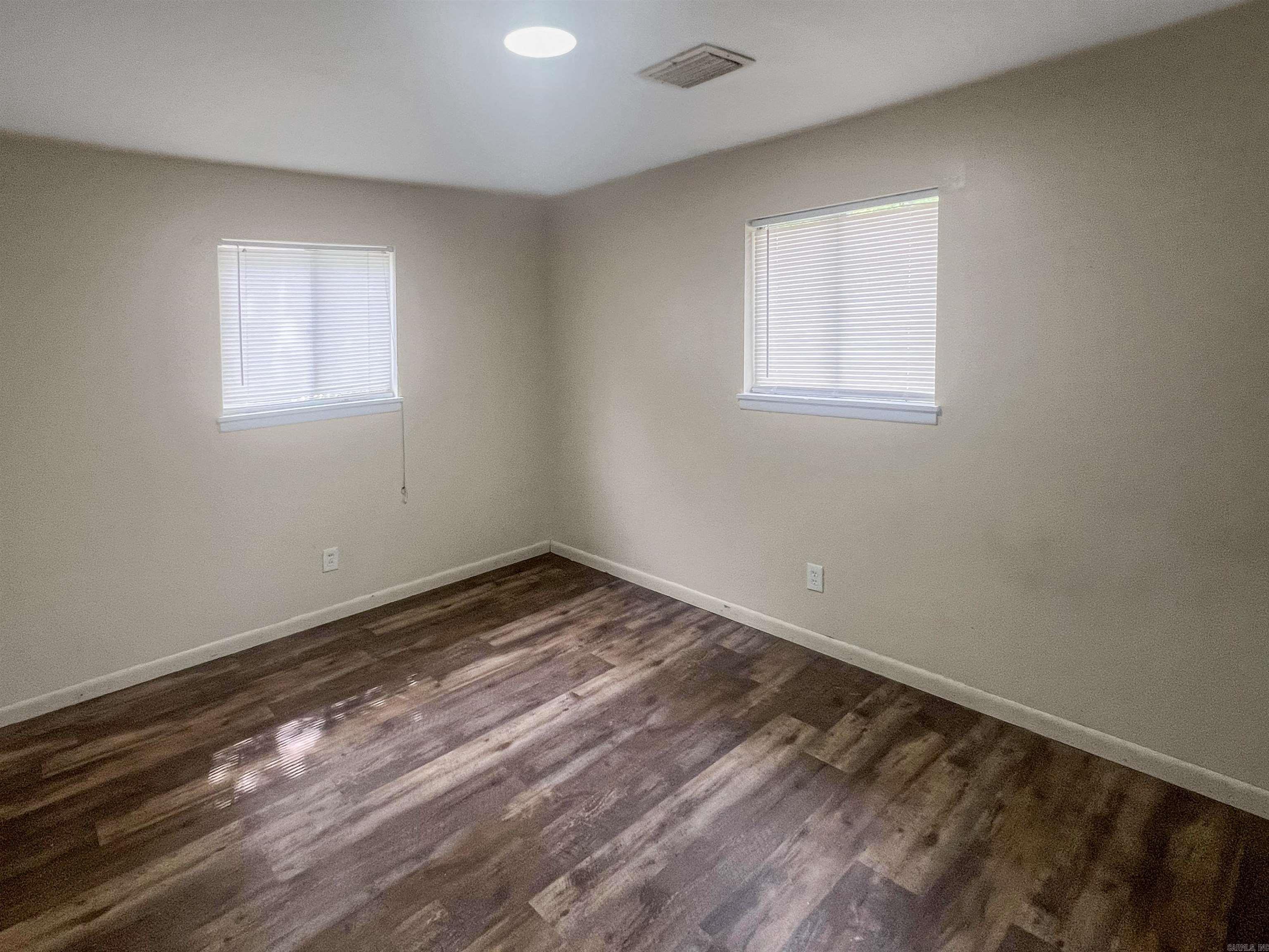 GREENFIELD PARK - Residential