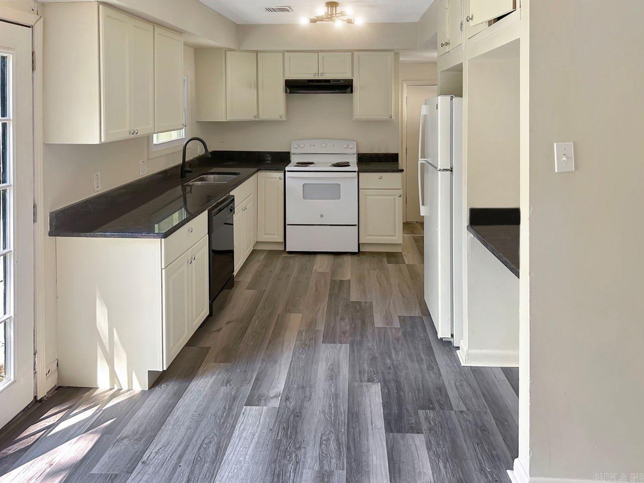 GREENFIELD PARK - Residential