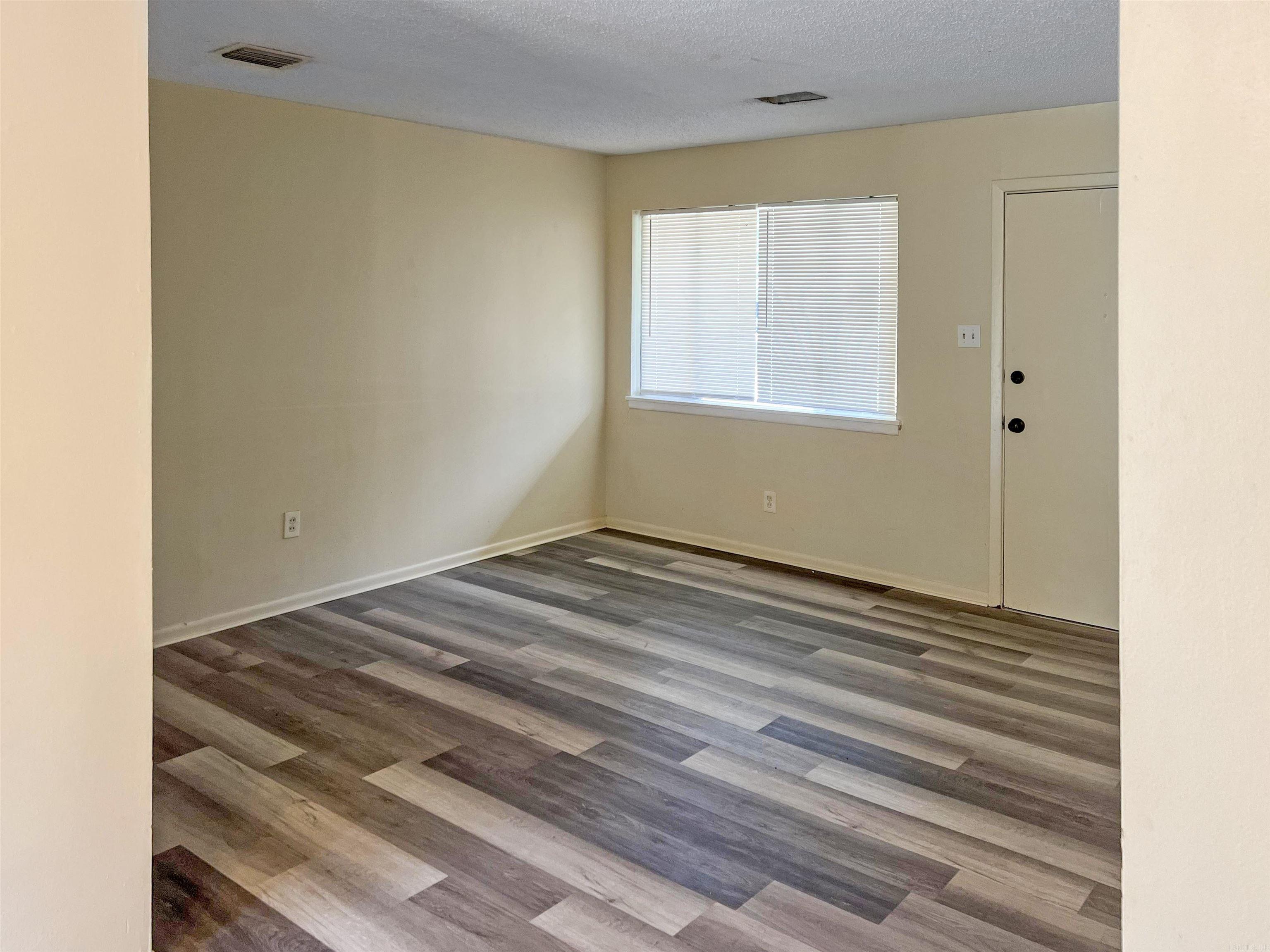 GREENFIELD PARK - Residential