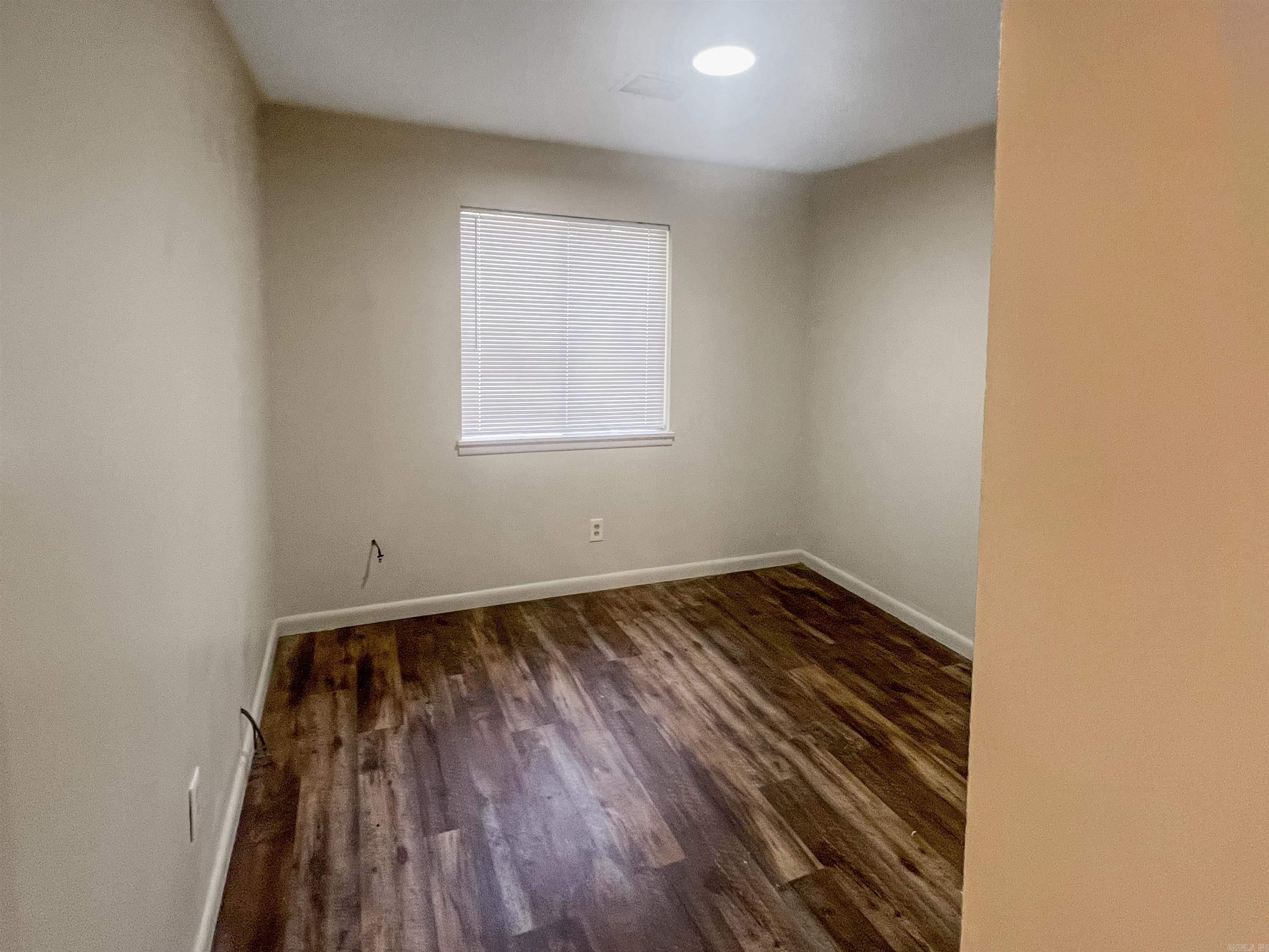 GREENFIELD PARK - Residential