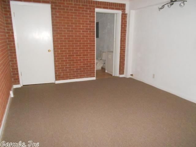 BOWMANS - Residential