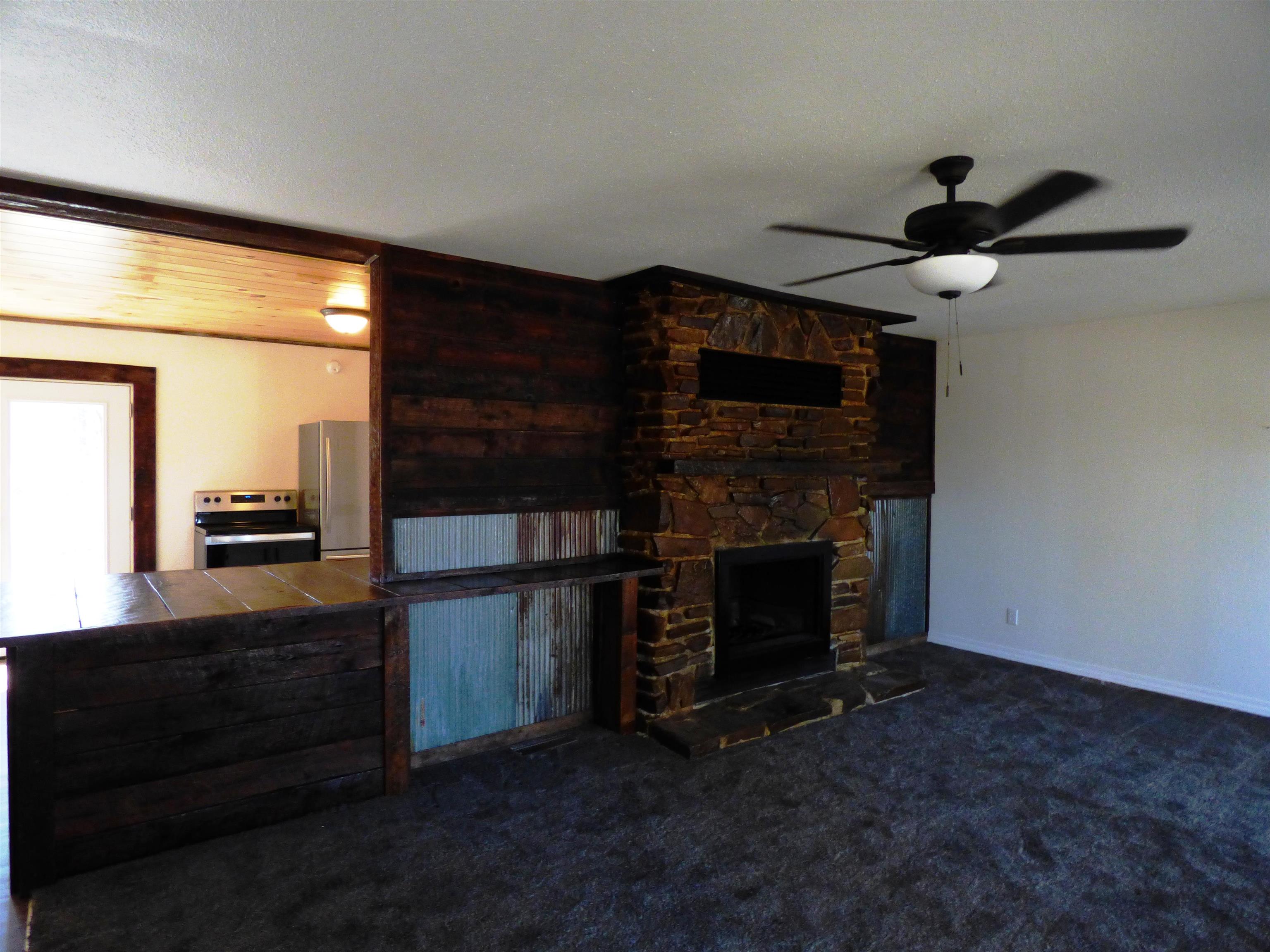 Dakota Second - Residential Lease