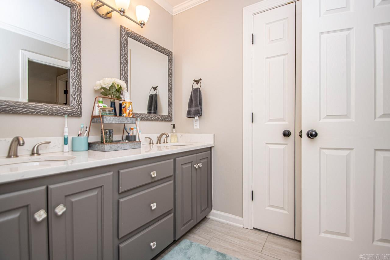 KENTUCKY FOOTHILLS - Residential