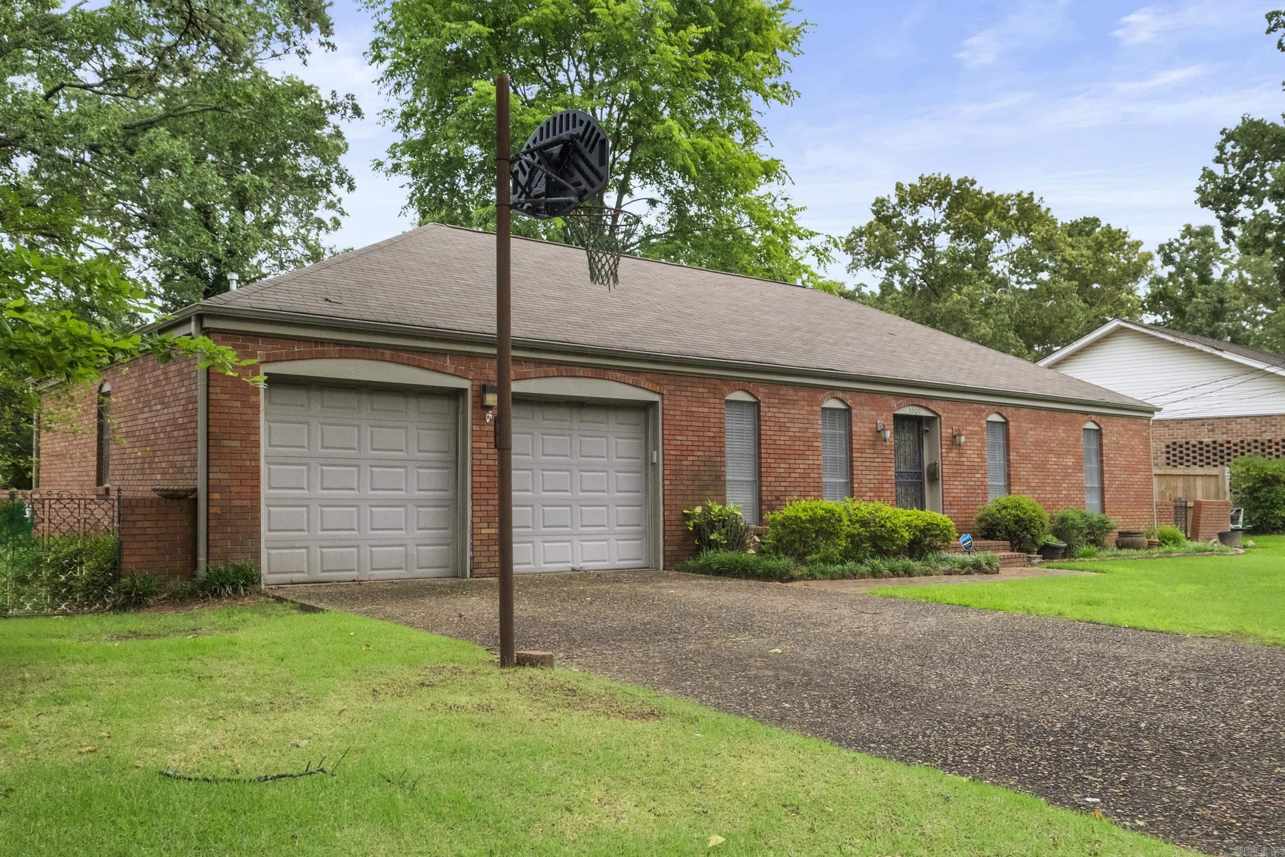 PARK HILL - Residential