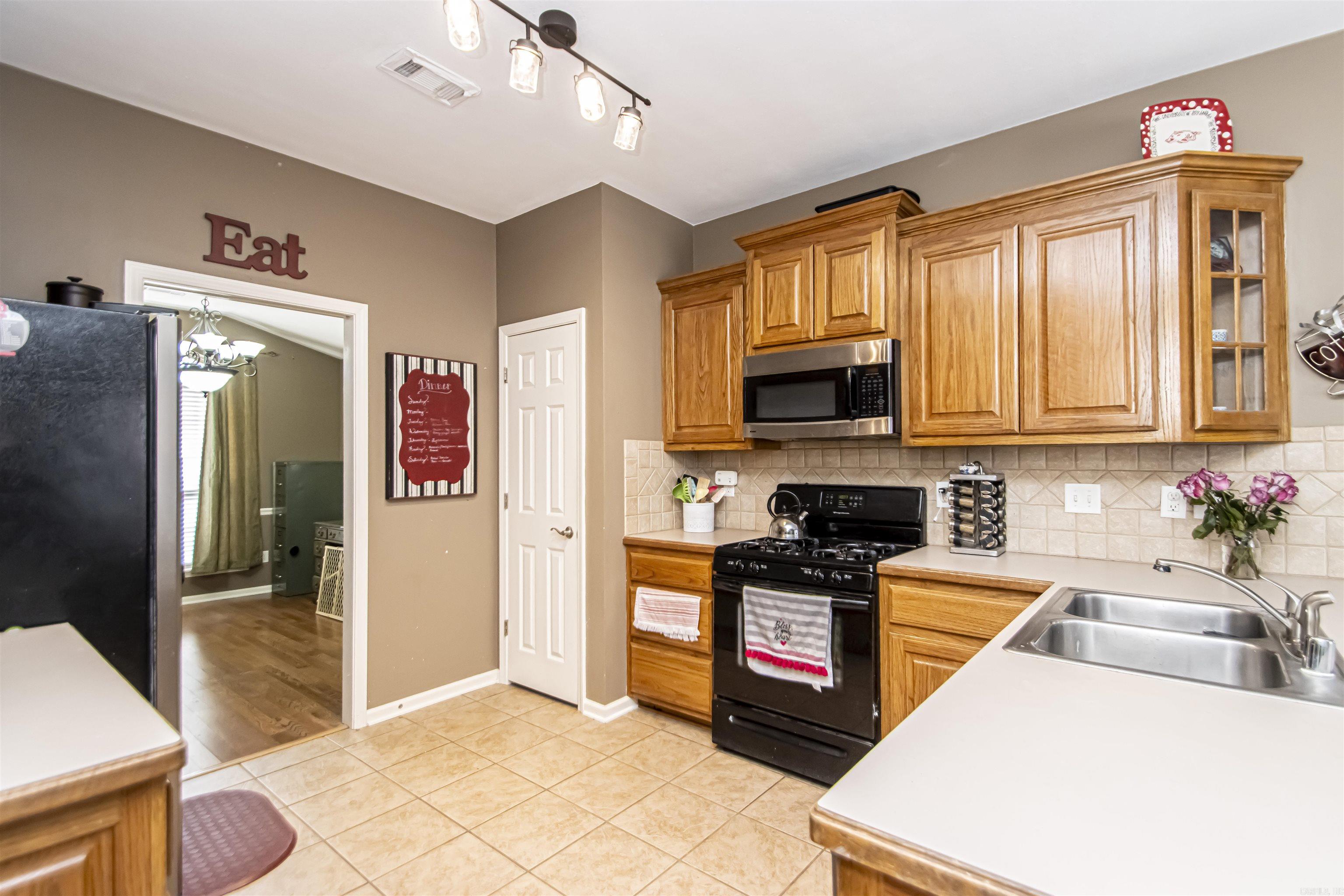 FOREST COVE - Residential