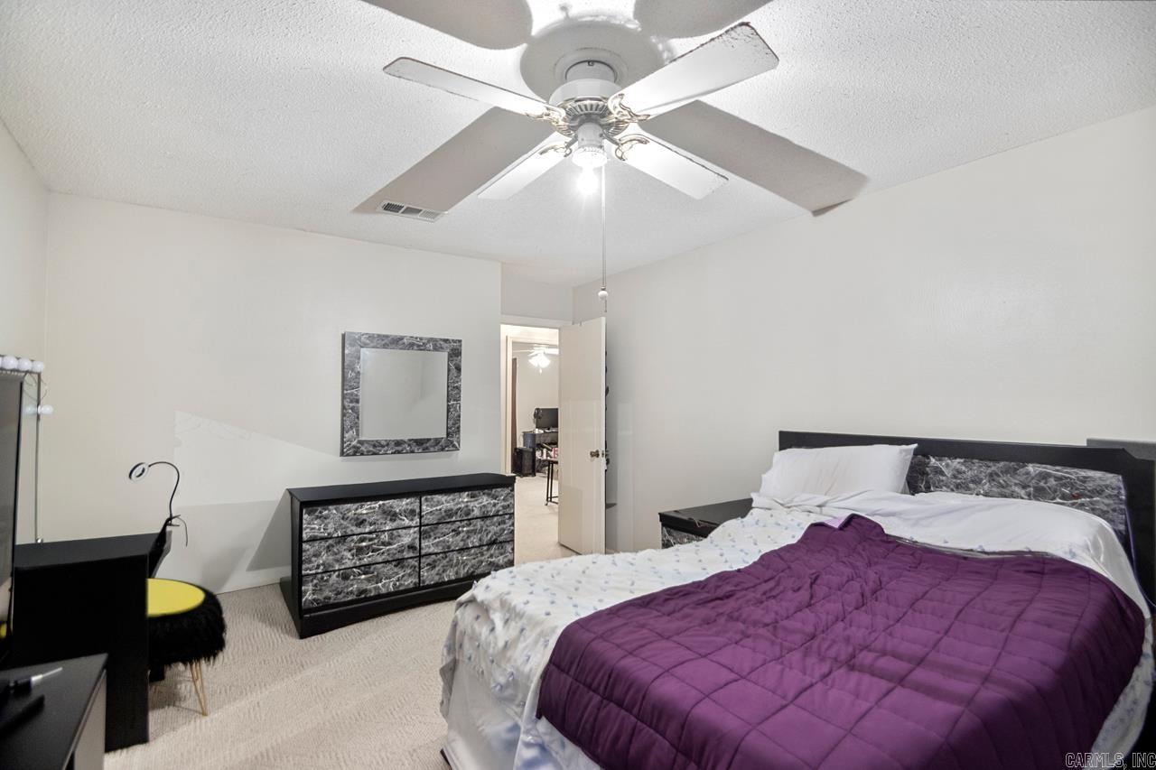 OTTER CREEK COMMUNITY - Residential