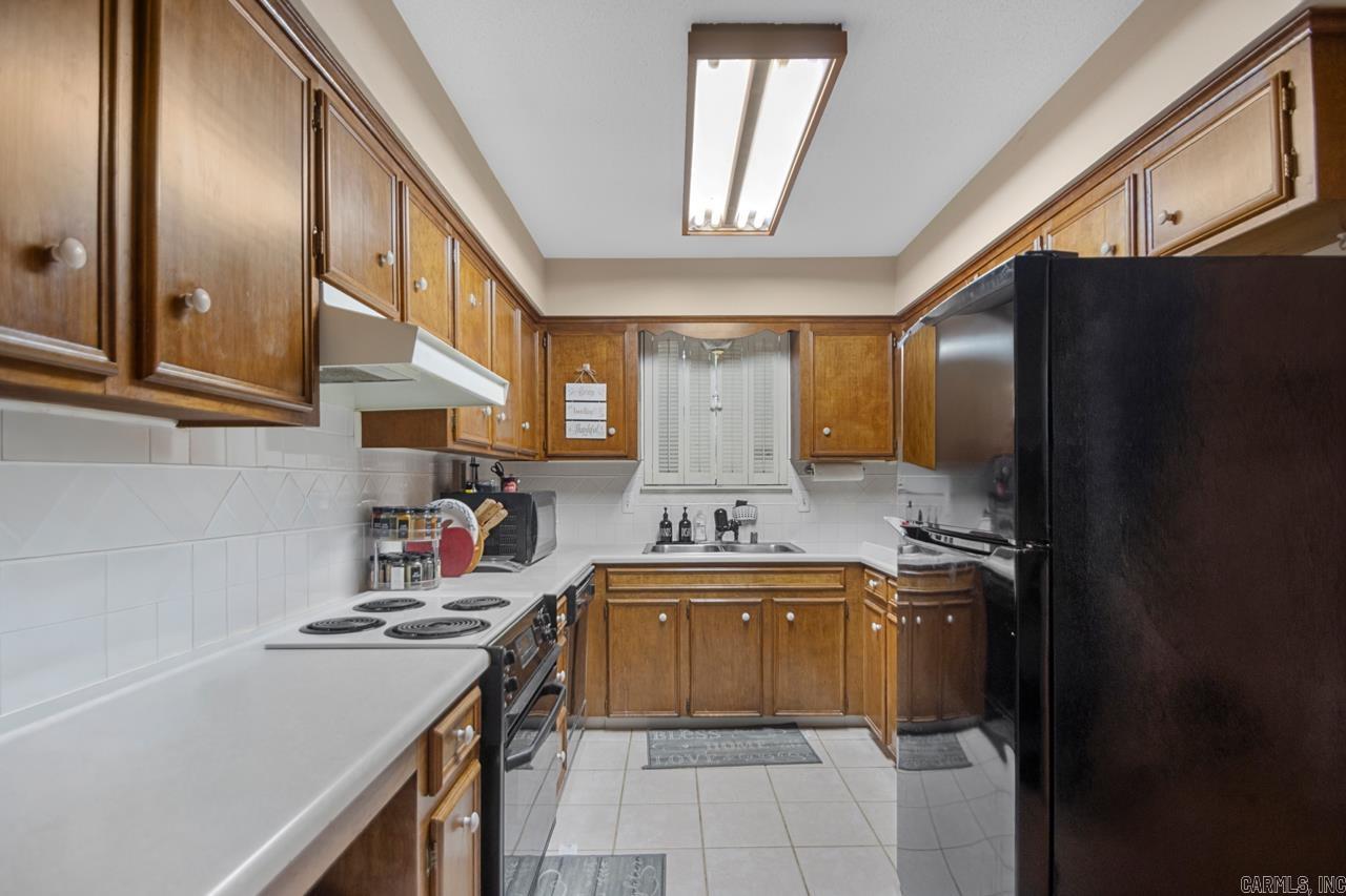 OTTER CREEK COMMUNITY - Residential