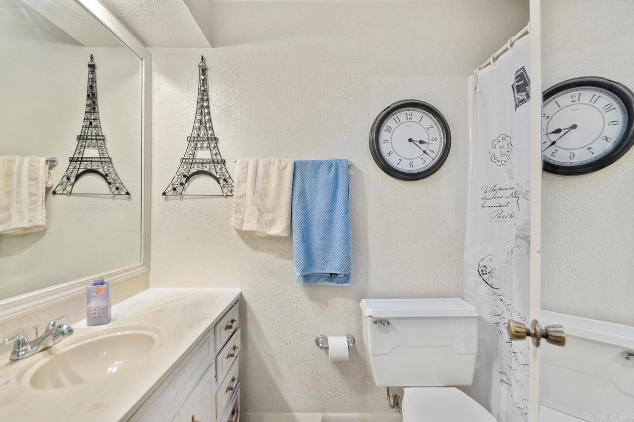 OTTER CREEK COMMUNITY - Residential