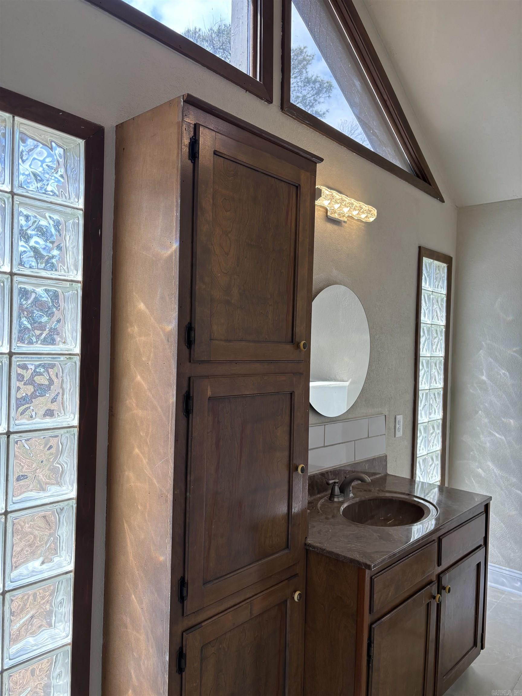 OT Hicks & Reynolds - Residential