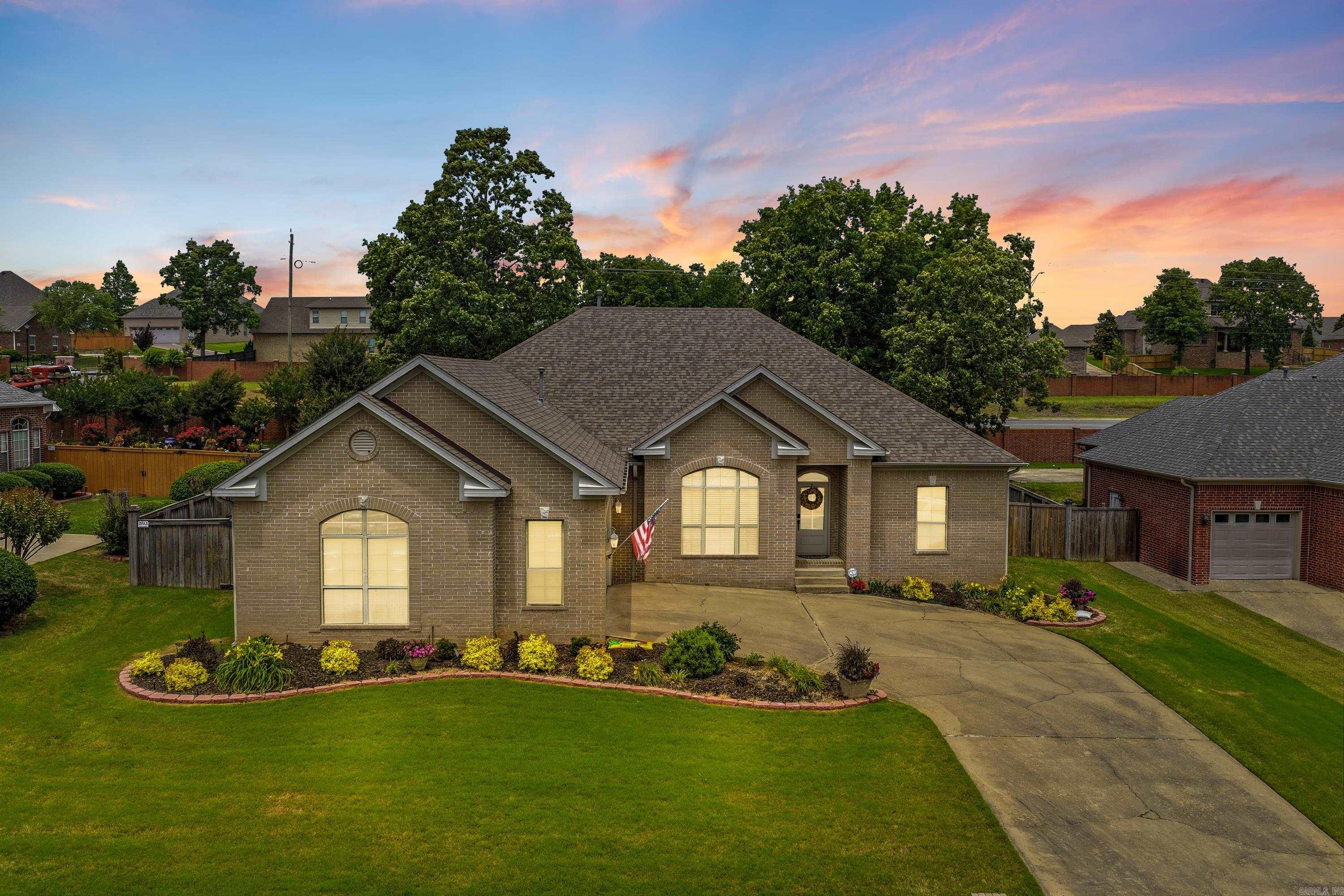 MILLERS CROSSING - Residential