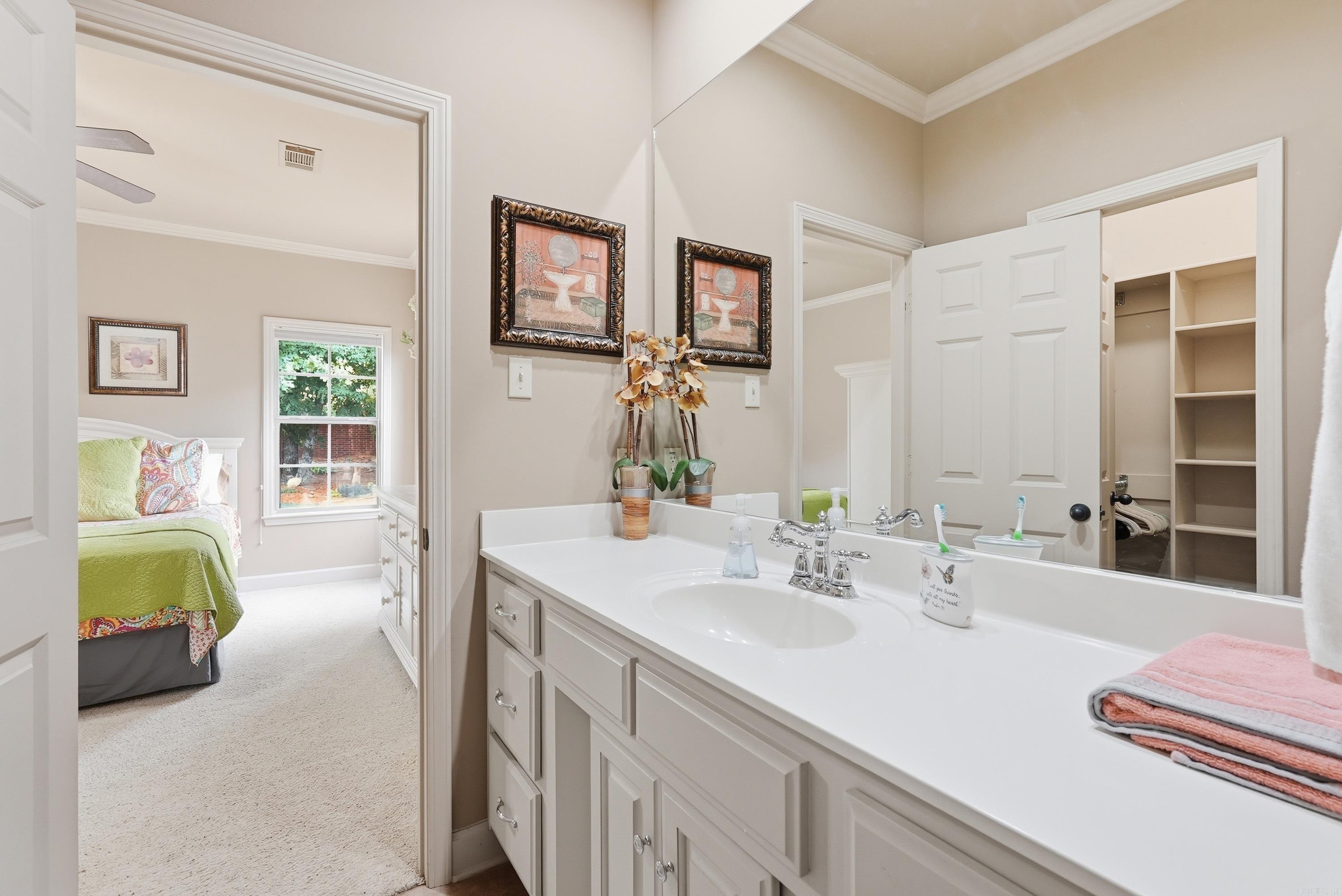 MILLERS CROSSING - Residential