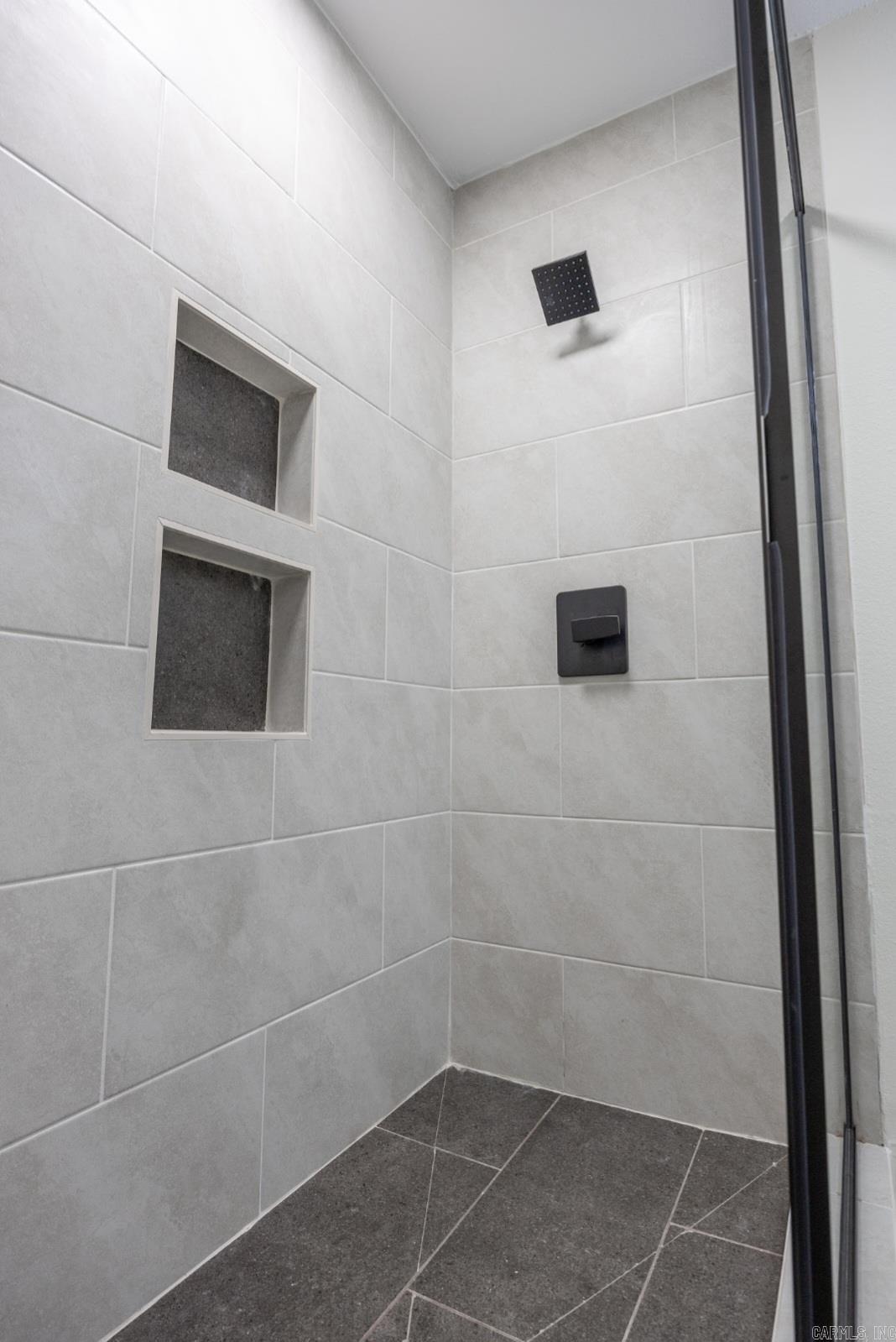 Leawood Heights - Residential