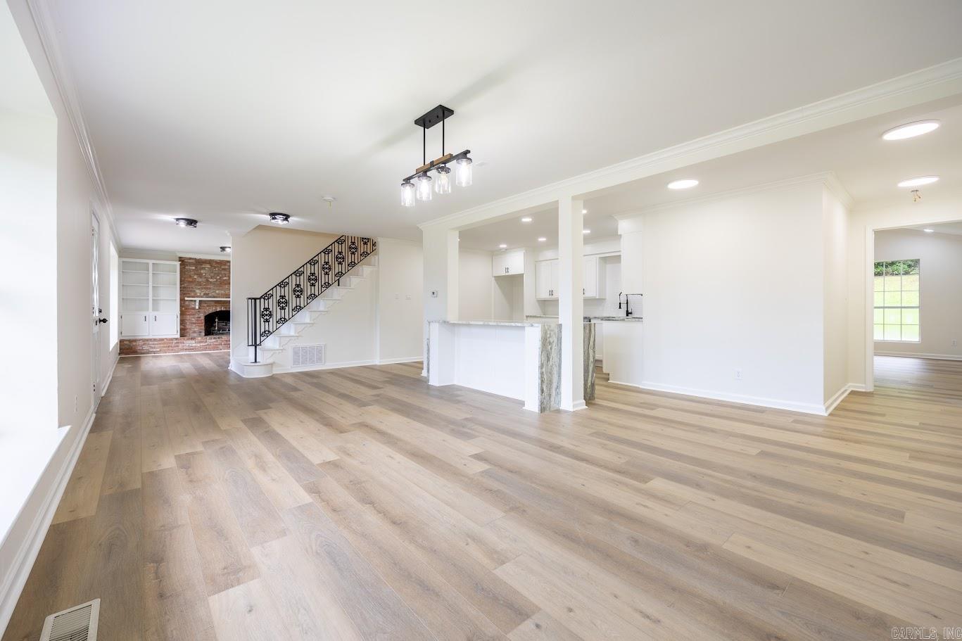 Leawood Heights - Residential