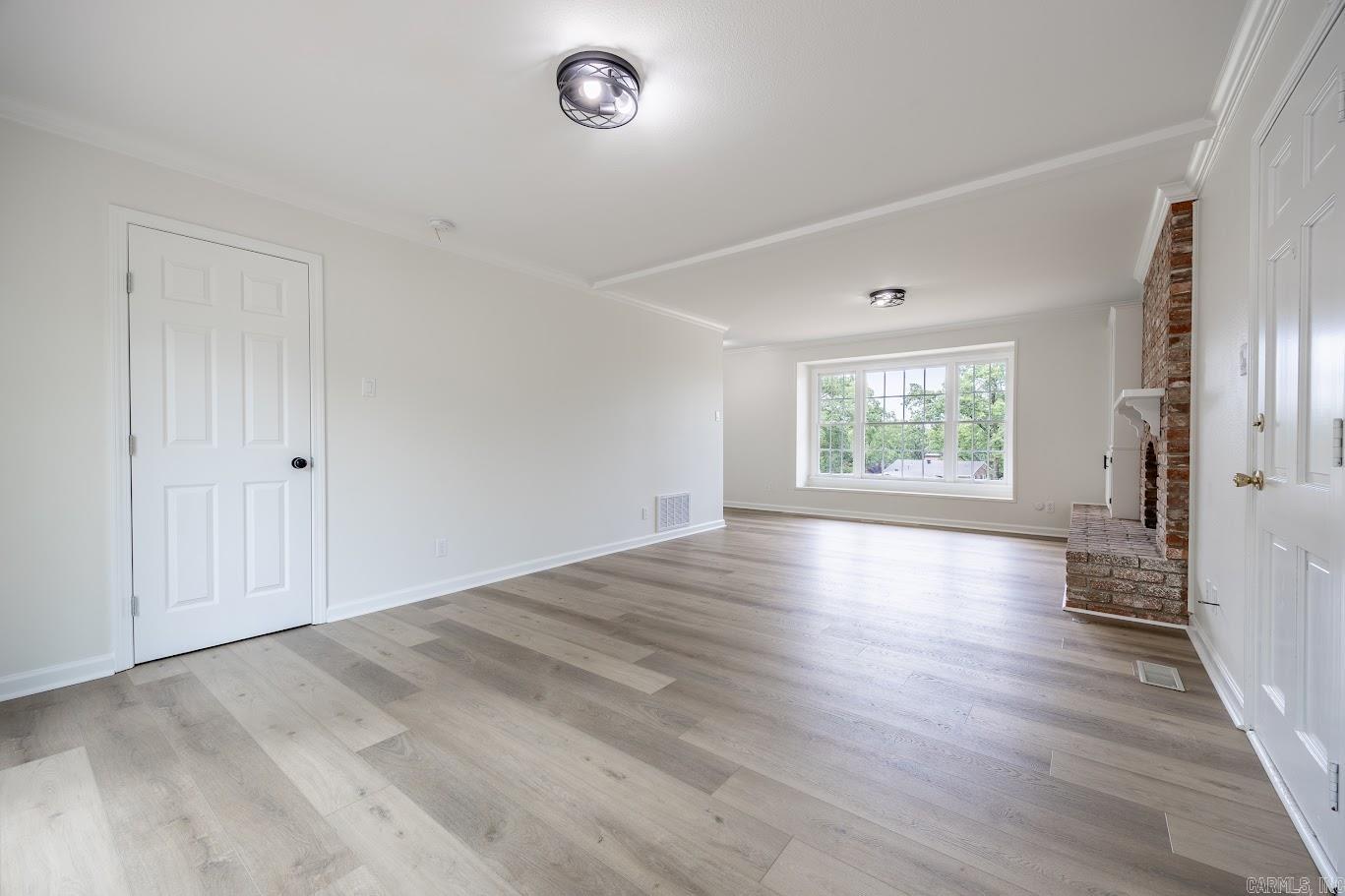 Leawood Heights - Residential